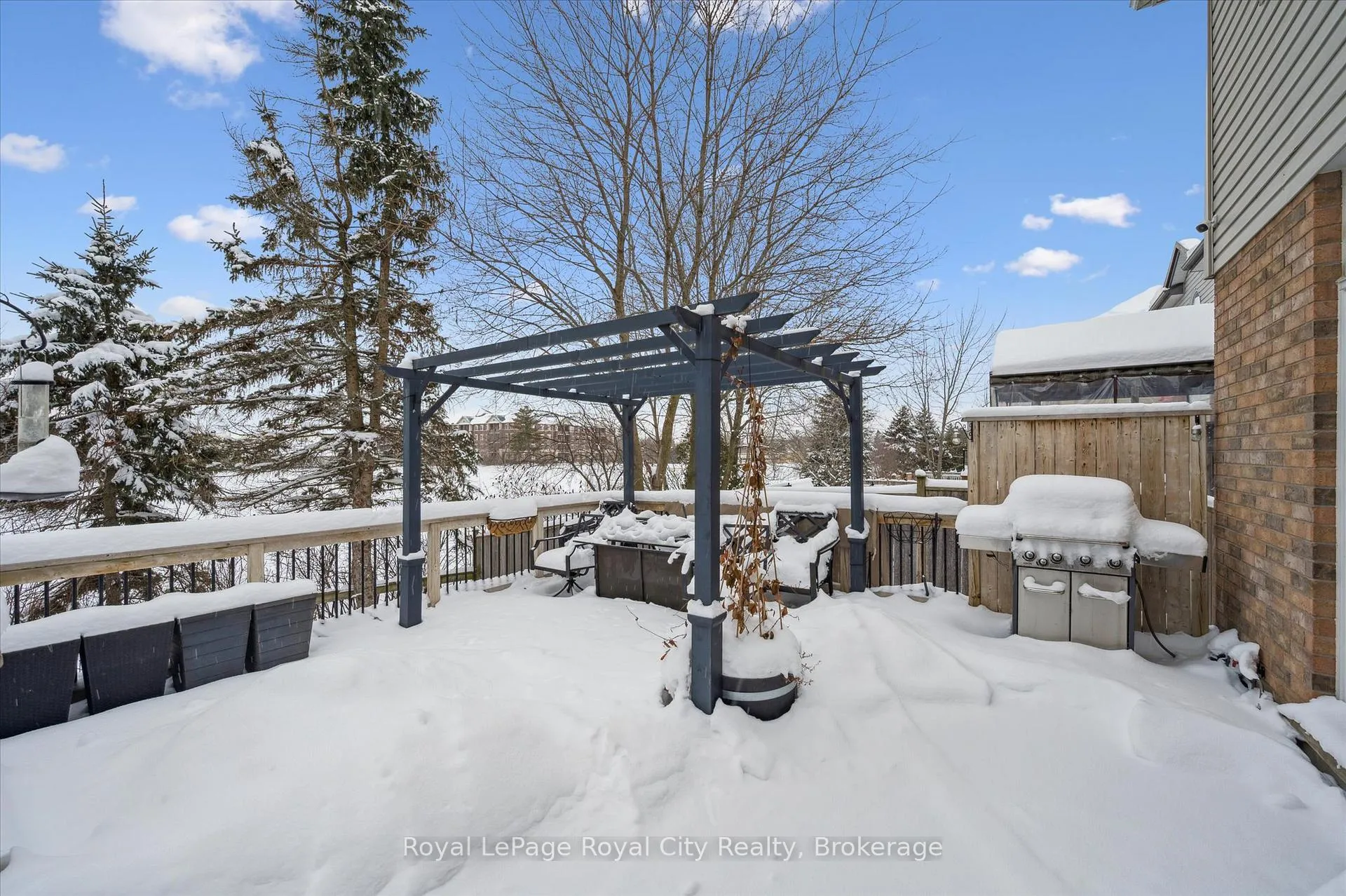 Photo 45 of 2 Oakridge Crescent, Guelph, Pineridge/Westminster Woods — HOMEH