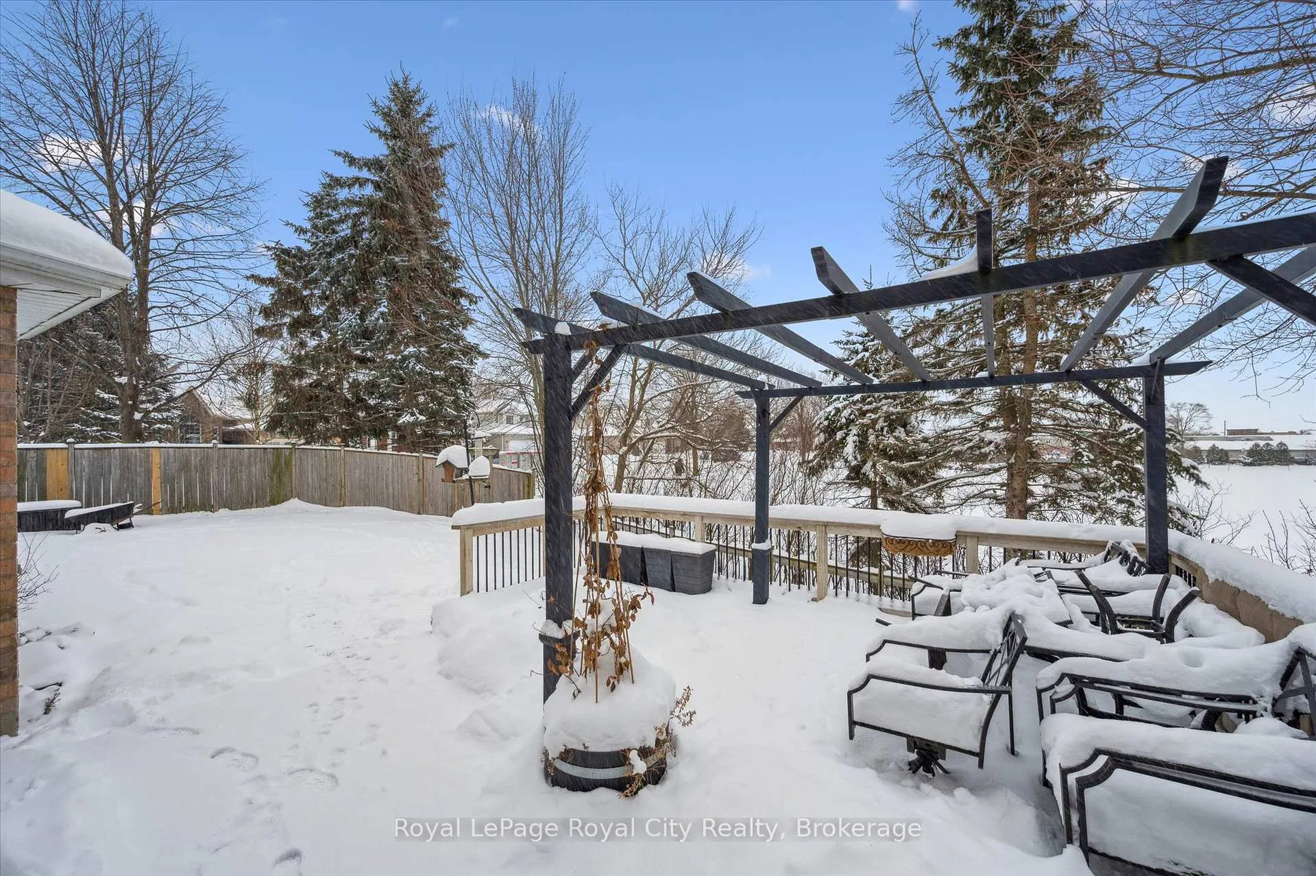 Photo 46 of 2 Oakridge Crescent, Guelph, Pineridge/Westminster Woods — HOMEH