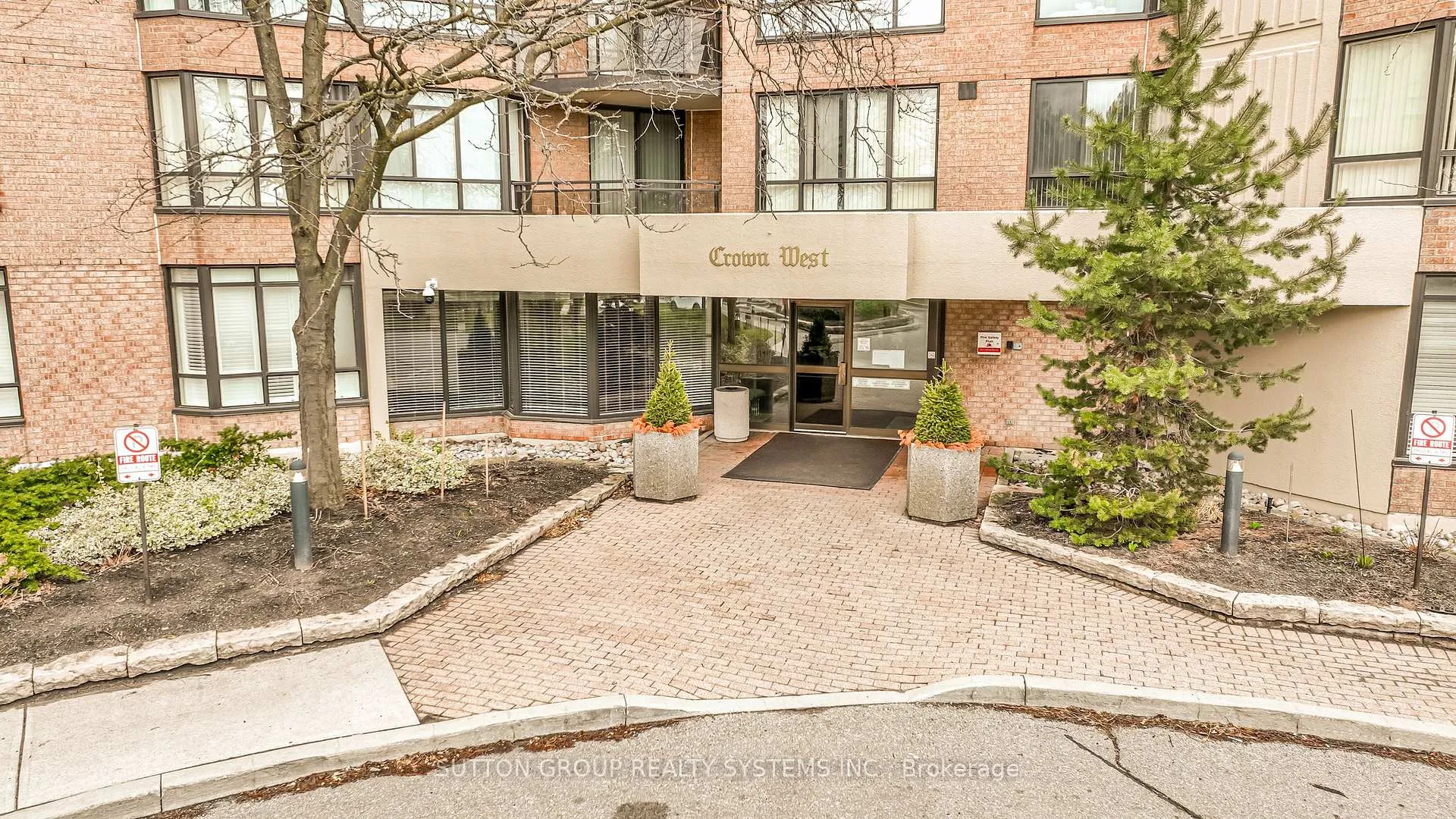 Photo 2 of Unit #802, 20 Cherrytree Drive, Brampton, Fletcher's Creek South — HOMEH