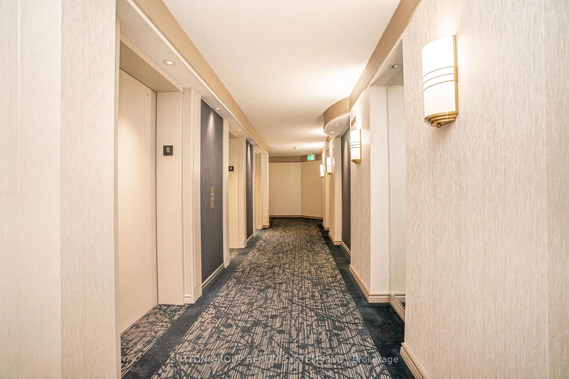 Photo 8 of Unit #802, 20 Cherrytree Drive, Brampton, Fletcher's Creek South — HOMEH