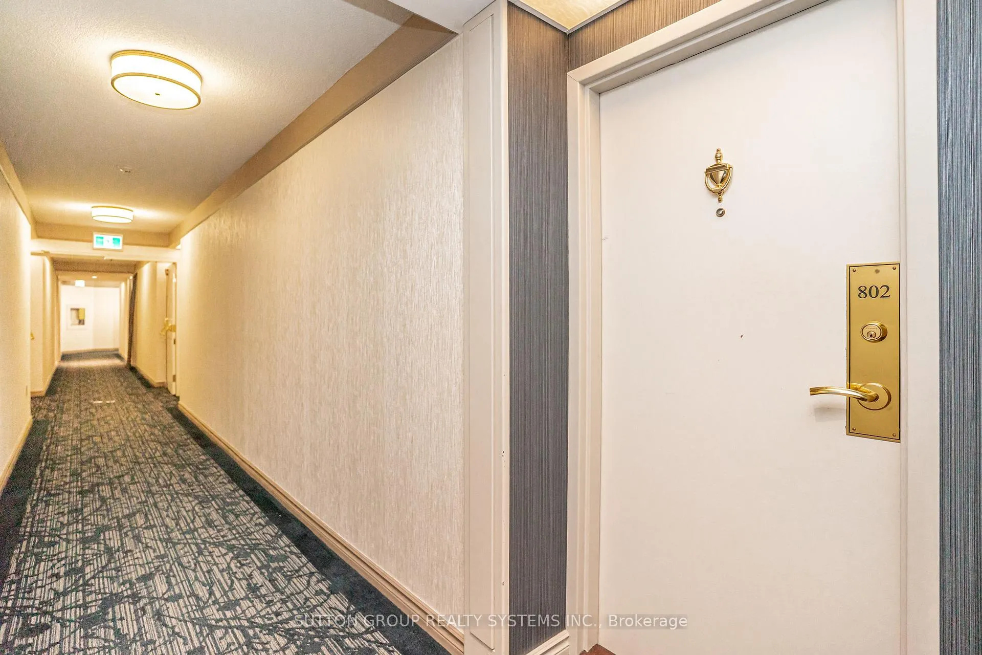 Photo 9 of Unit #802, 20 Cherrytree Drive, Brampton, Fletcher's Creek South — HOMEH