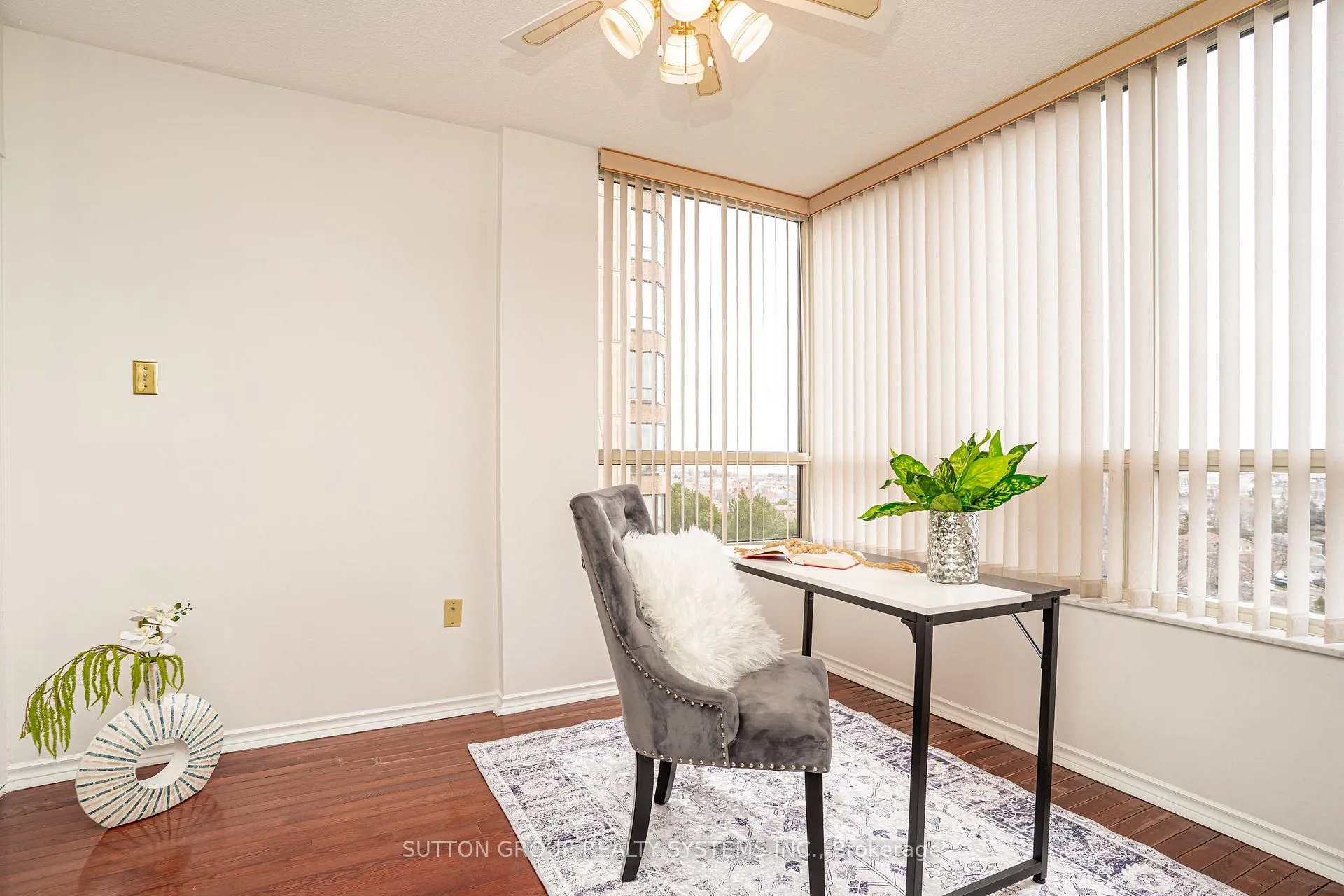 Photo 19 of Unit #802, 20 Cherrytree Drive, Brampton, Fletcher's Creek South — HOMEH