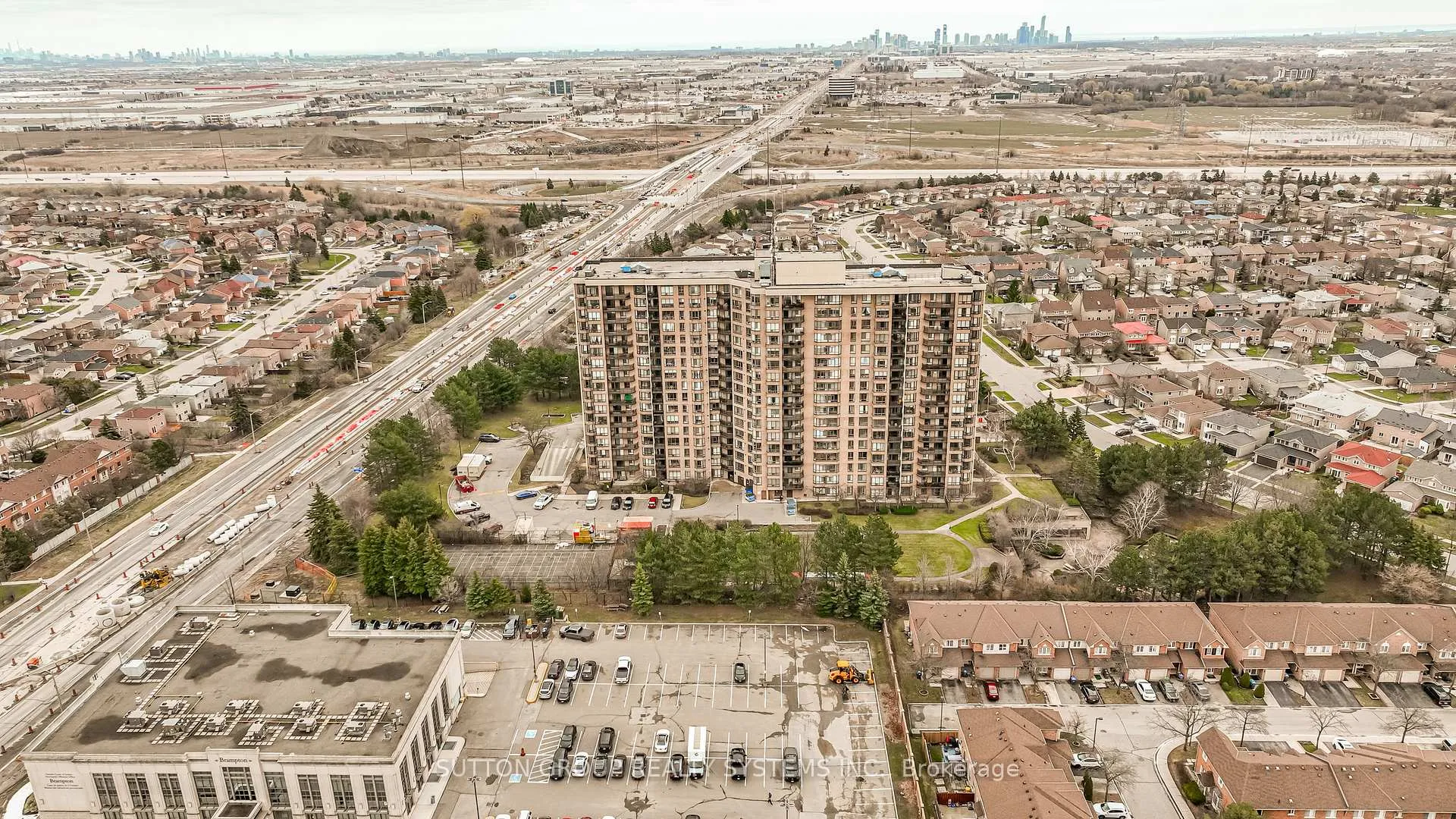 Photo 40 of Unit #802, 20 Cherrytree Drive, Brampton, Fletcher's Creek South — HOMEH