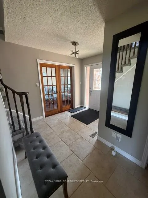 Photo 14 of 19 St. Michael's Crescent, Caledon, Bolton North — HOMEH