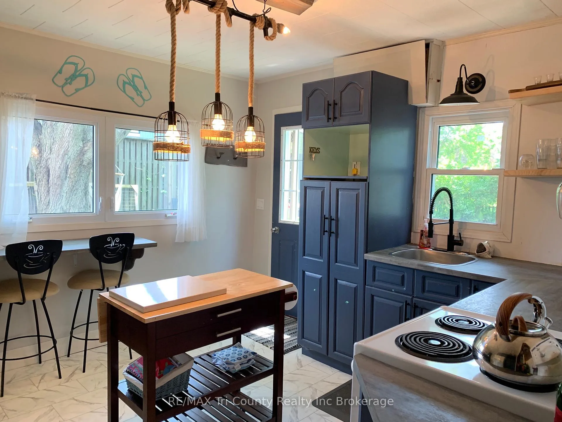 Photo 3 of 11 Elizabeth Street, Bayham, Port Burwell — HOMEH