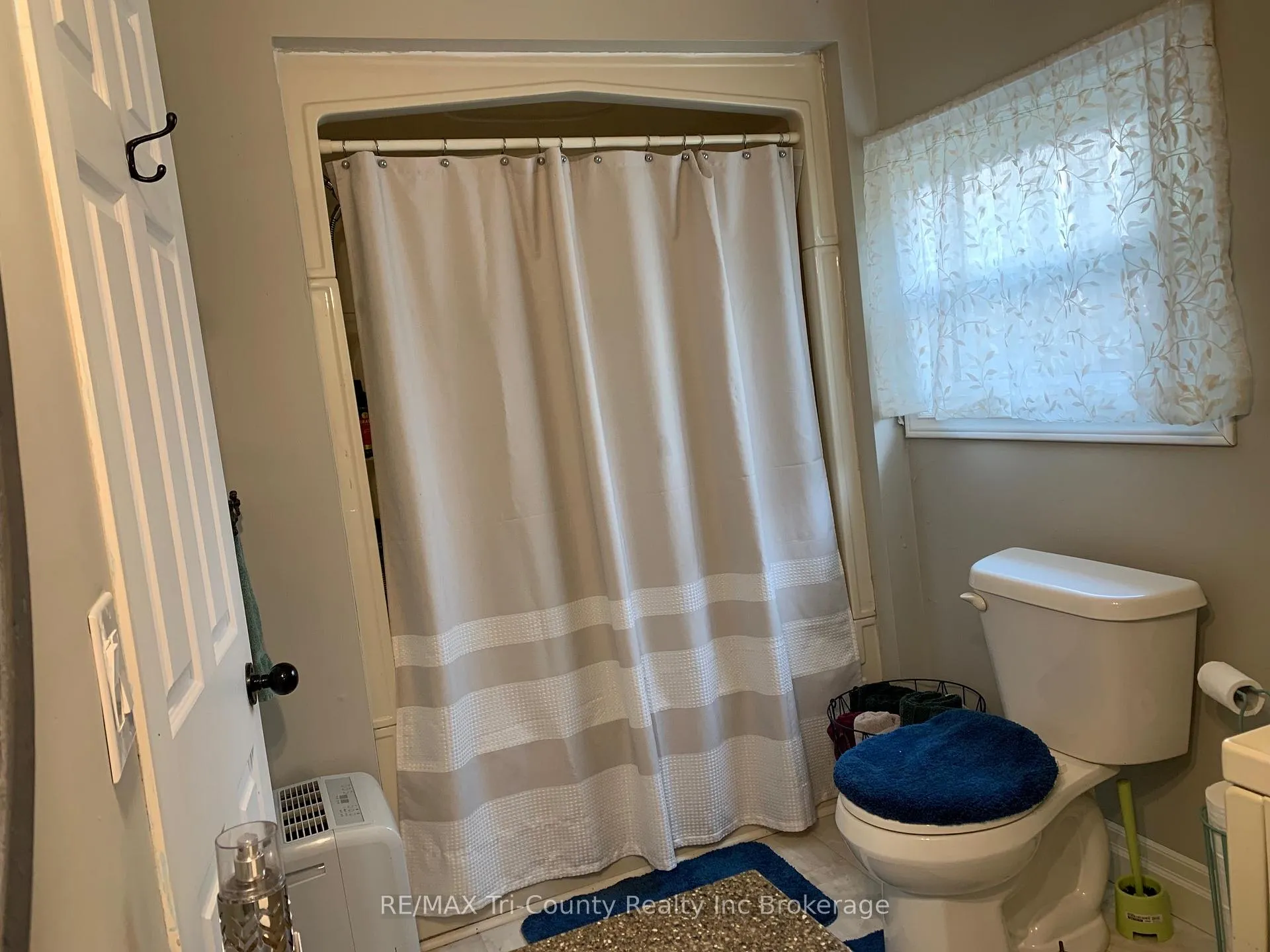 Photo 9 of 11 Elizabeth Street, Bayham, Port Burwell — HOMEH