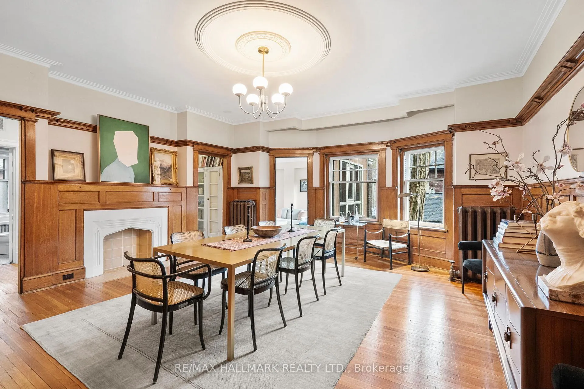 Photo 5 of 51 Indian Grove, Toronto, High Park-Swansea — HOMEH