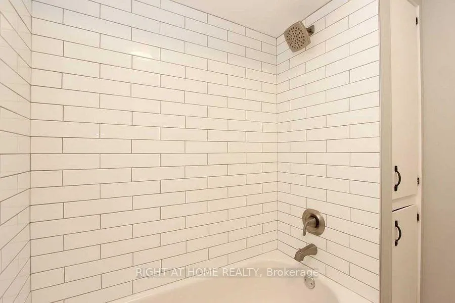 Photo 3 of Unit Upper, 1053 Somerville Street, Oshawa, Centennial — HOMEH