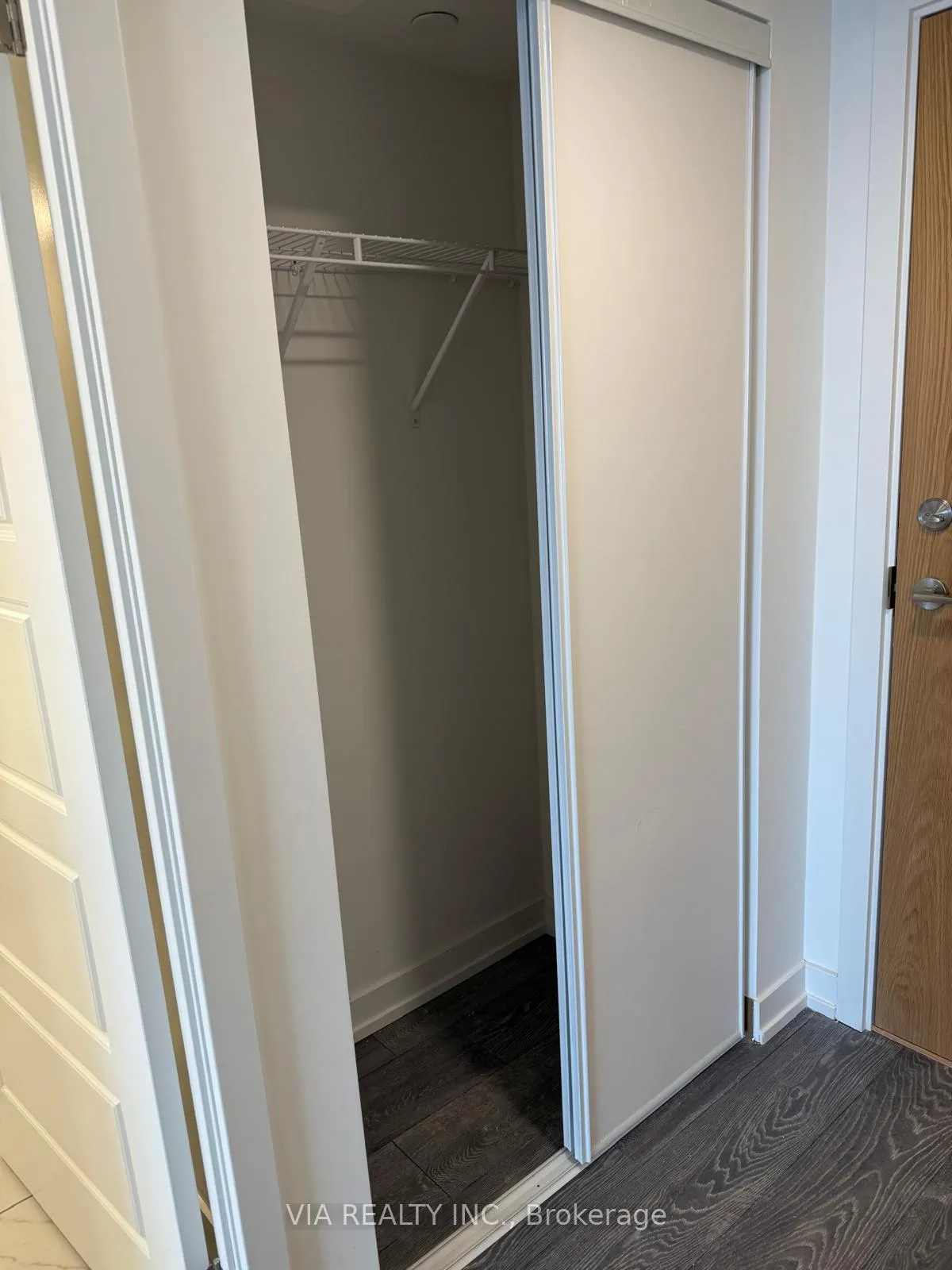 Photo 3 of Unit 2309, 1435 Celebration Drive, Pickering, Bay Ridges — HOMEH