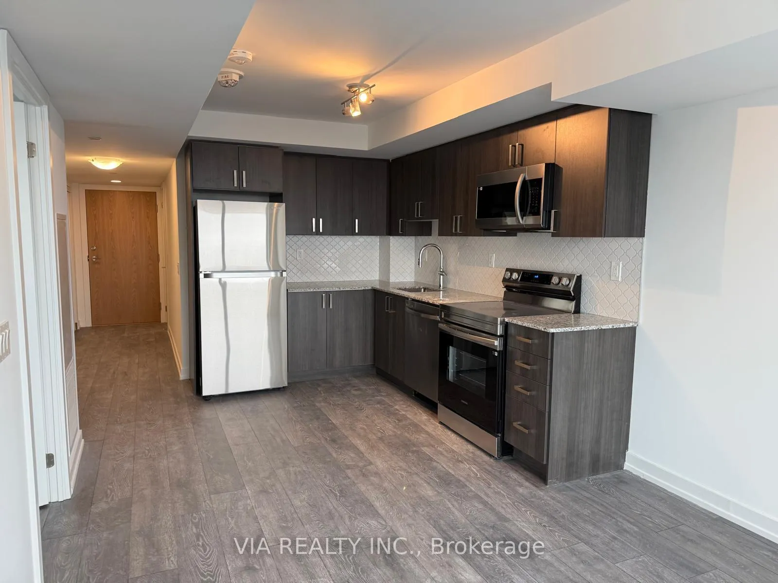 Photo 4 of Unit 2309, 1435 Celebration Drive, Pickering, Bay Ridges — HOMEH