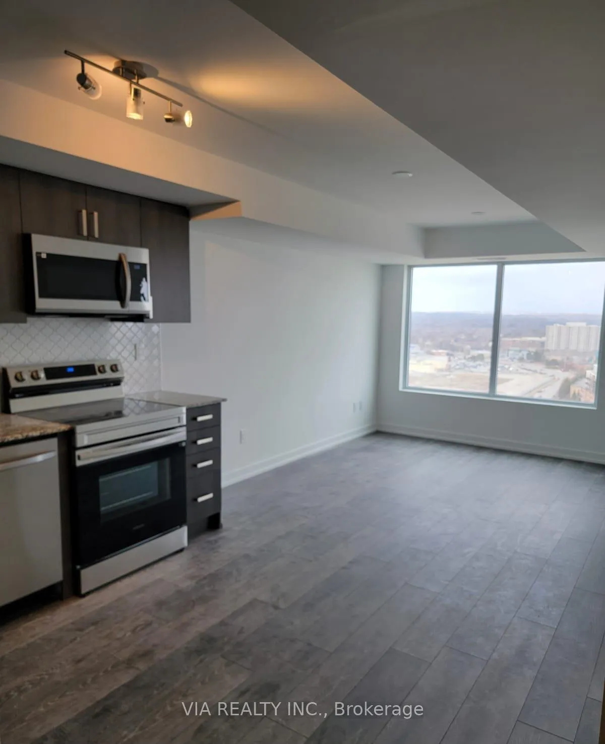 Photo 8 of Unit 2309, 1435 Celebration Drive, Pickering, Bay Ridges — HOMEH