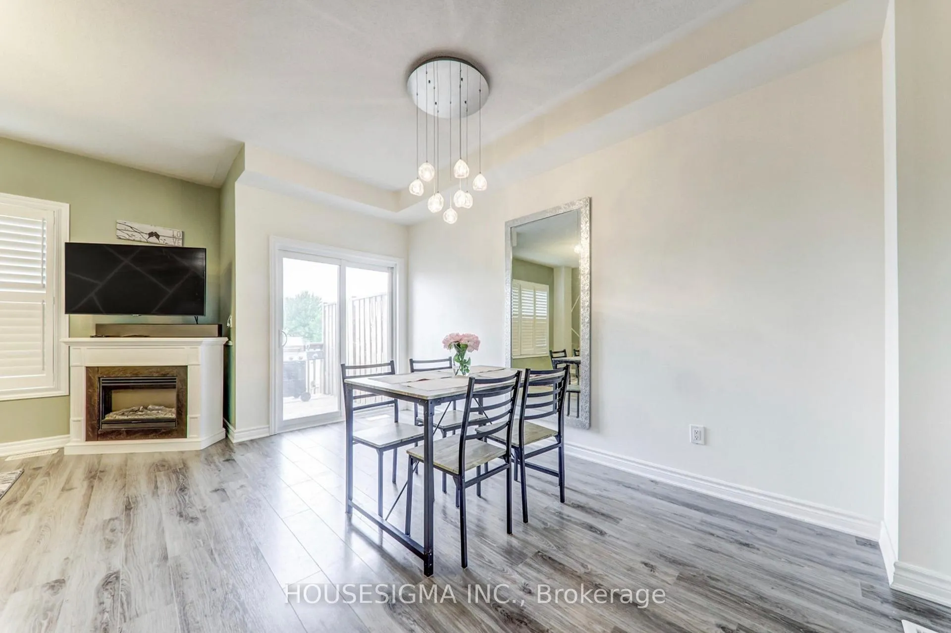 Photo 5 of 15 Elmhurst Street, Scugog, Port Perry — HOMEH
