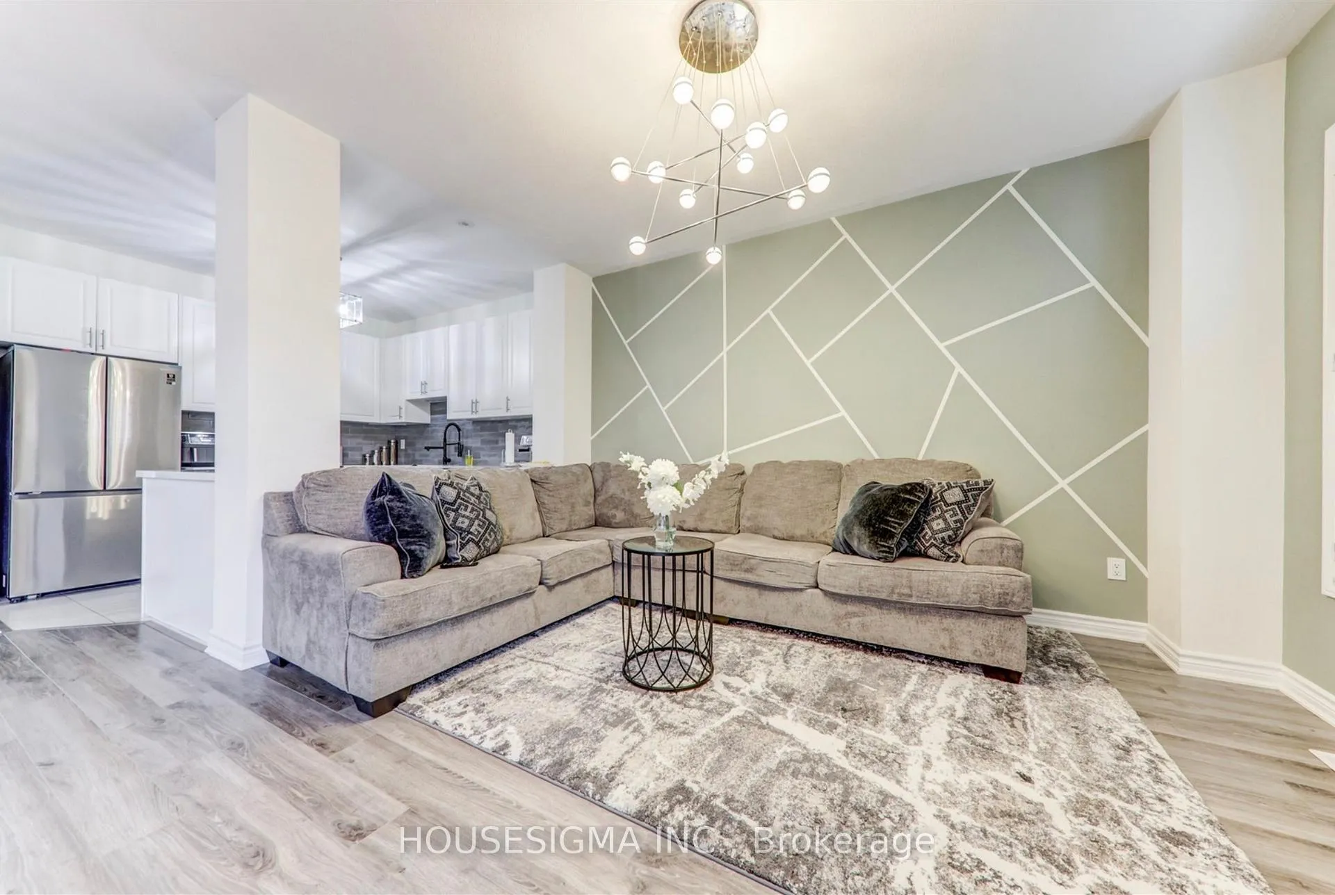 Photo 6 of 15 Elmhurst Street, Scugog, Port Perry — HOMEH