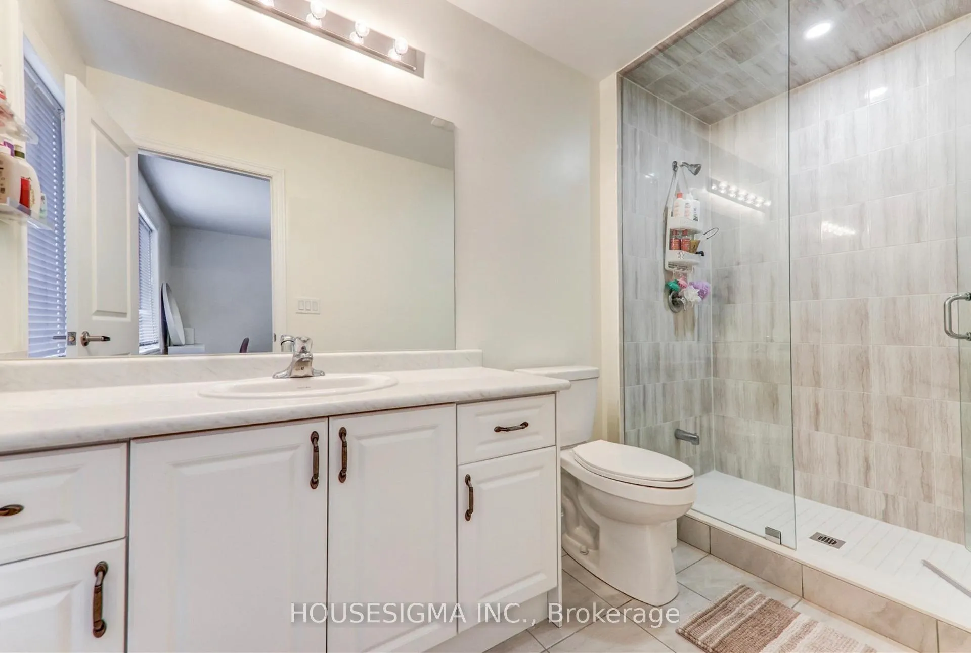 Photo 9 of 15 Elmhurst Street, Scugog, Port Perry — HOMEH
