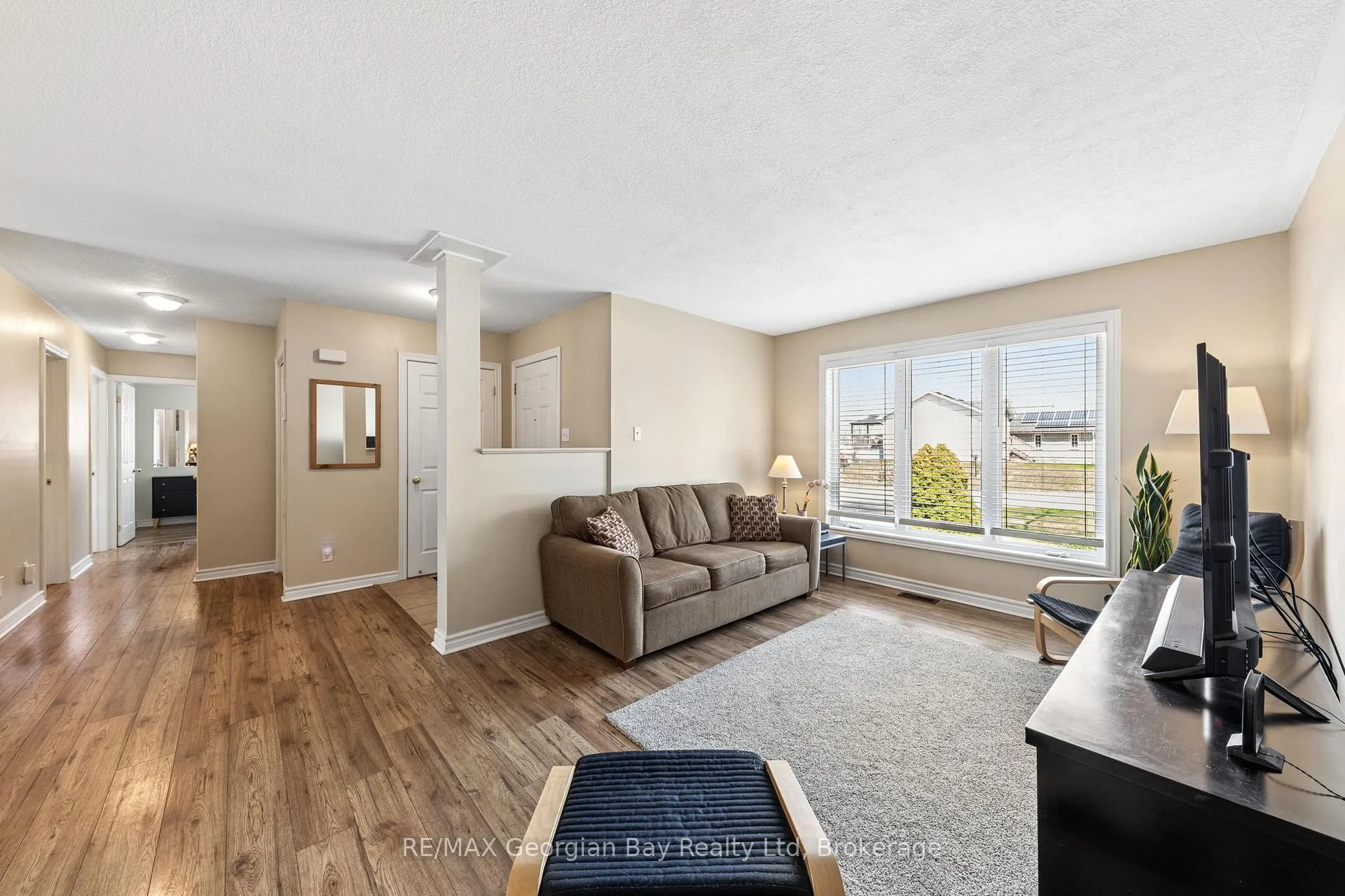 Photo 7 of 133 Oxley Drive, Penetanguishene — HOMEH