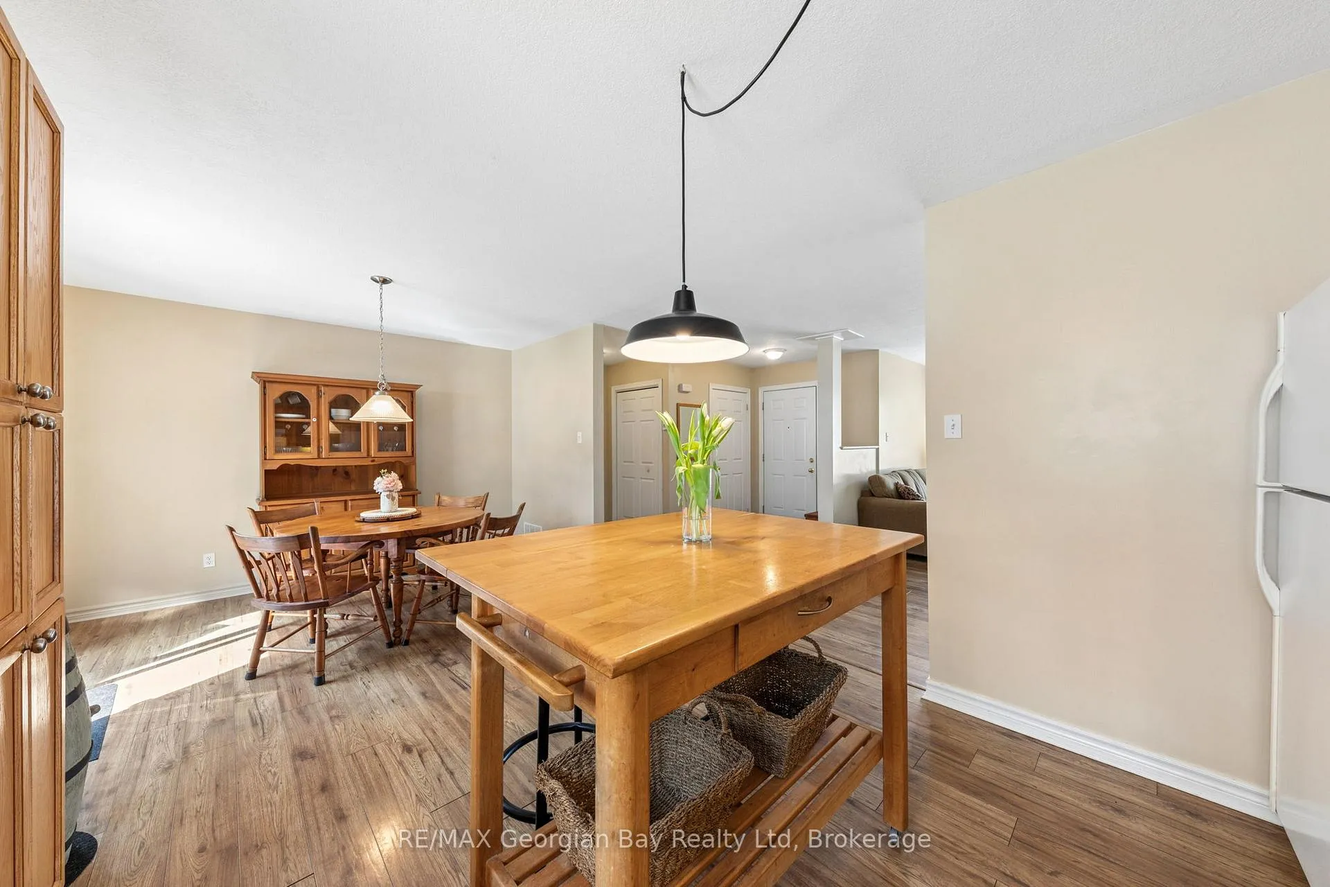 Photo 15 of 133 Oxley Drive, Penetanguishene — HOMEH