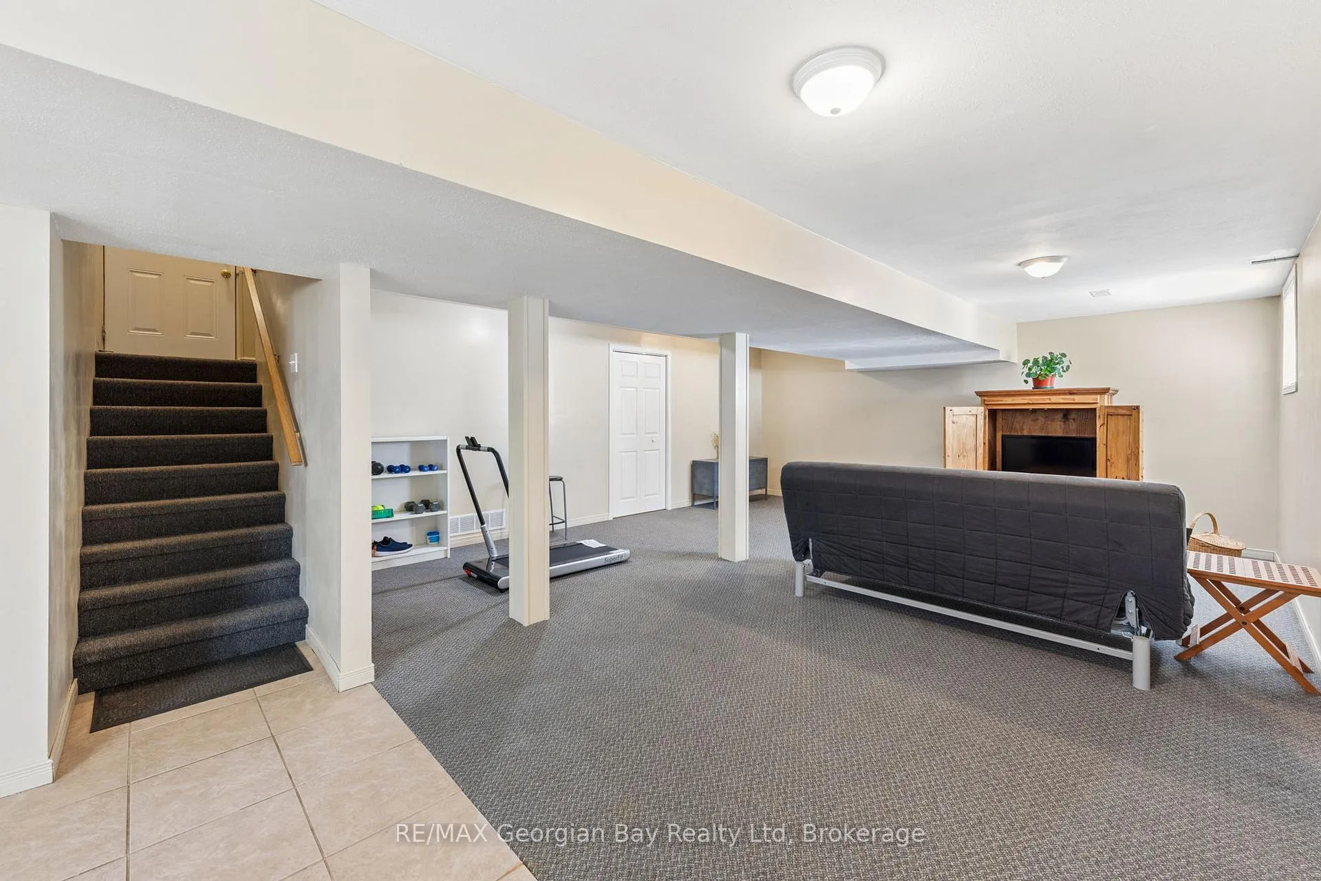 Photo 24 of 133 Oxley Drive, Penetanguishene — HOMEH