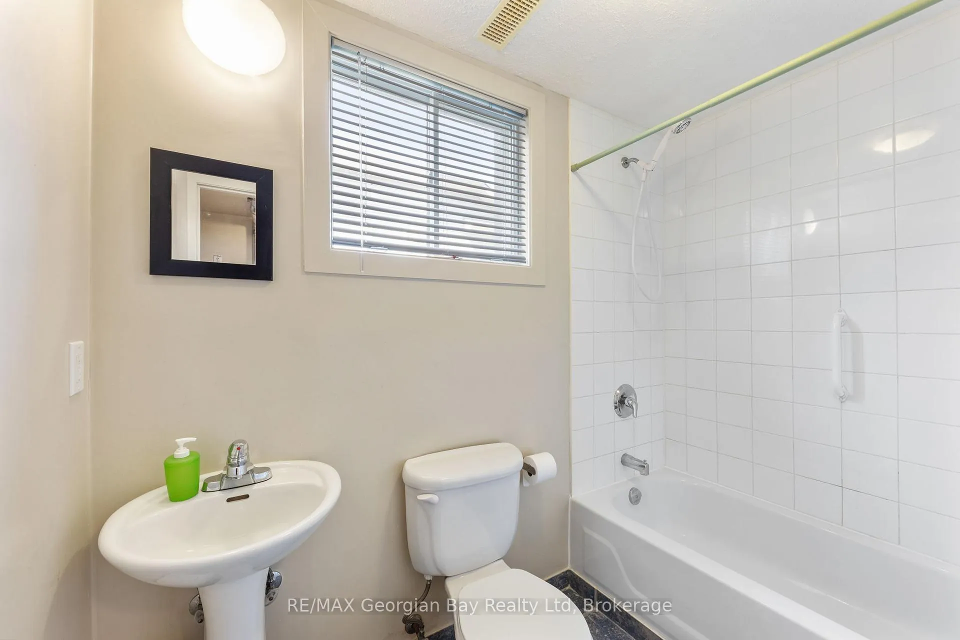 Photo 30 of 133 Oxley Drive, Penetanguishene — HOMEH