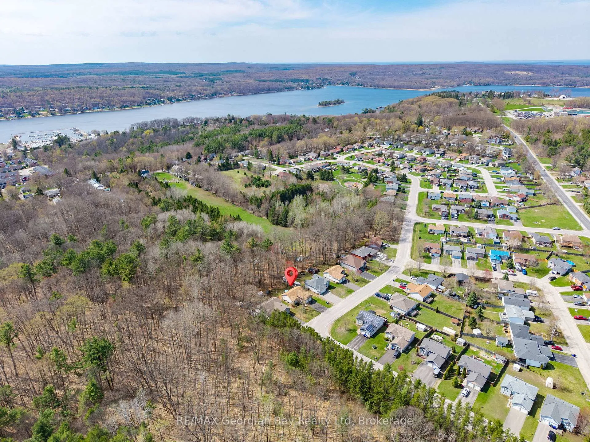 Photo 42 of 133 Oxley Drive, Penetanguishene — HOMEH