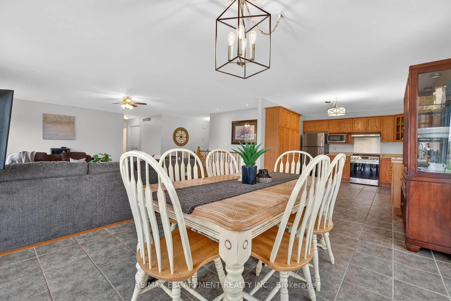 Photo 9 of 8151 Hwy 3, Haldimand, Dunnville — HOMEH