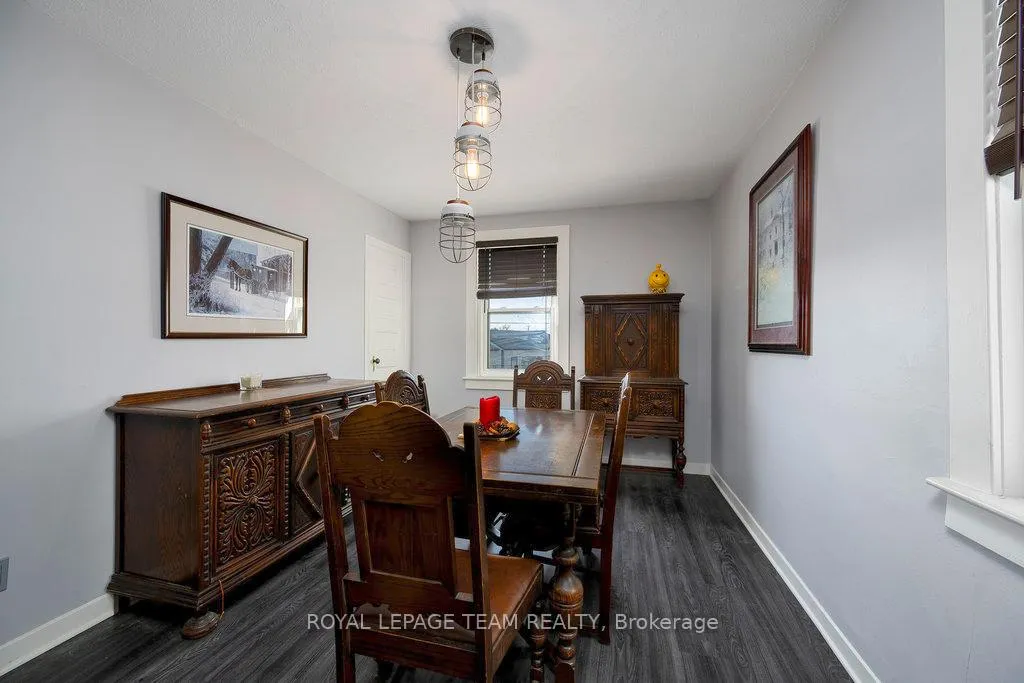 Photo 12 of 422 Donald B Munro Drive, Ottawa, Carp — HOMEH