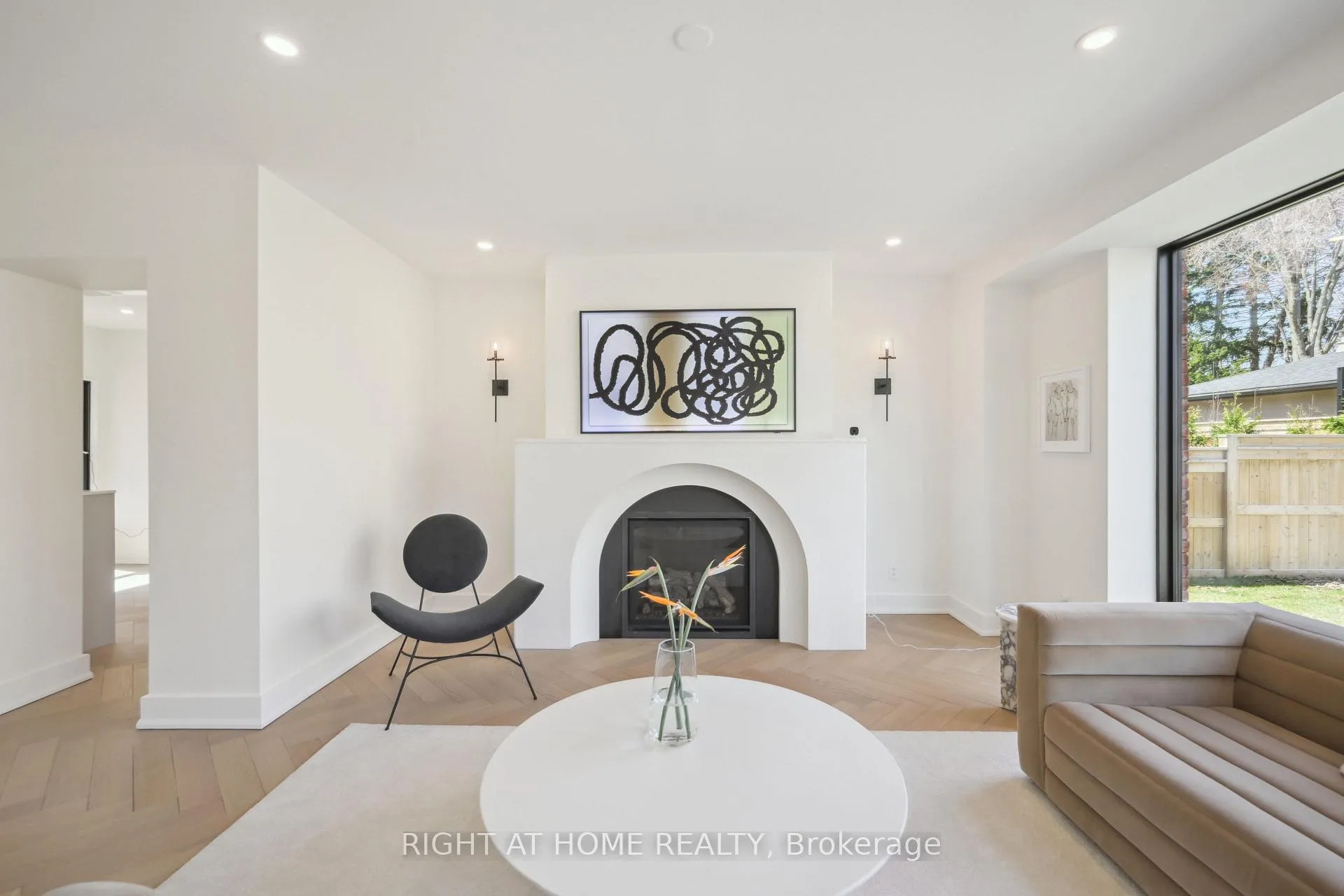 Photo 11 of 2187 Lakeshore Road, Burlington, Brant — HOMEH