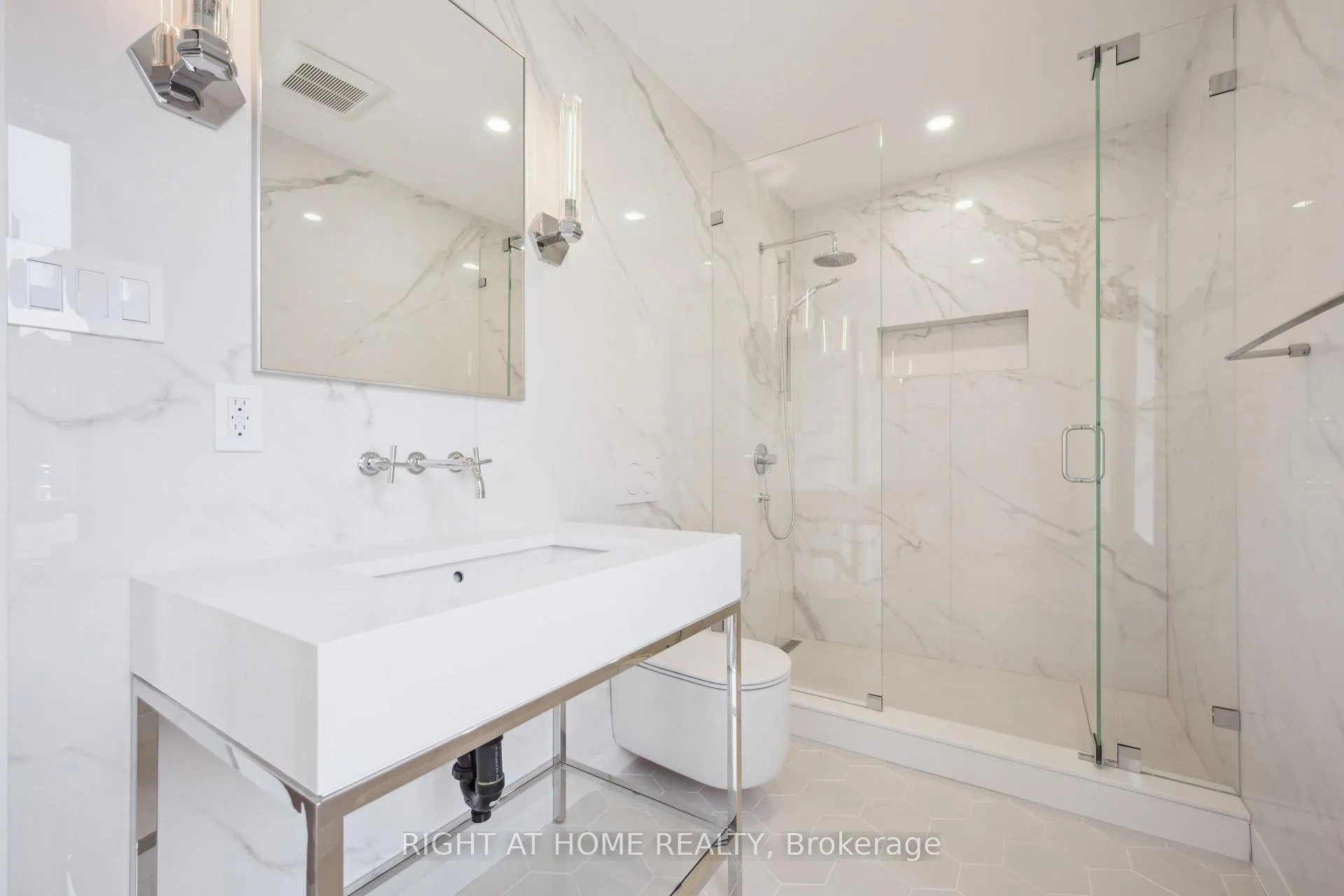 Photo 12 of 2187 Lakeshore Road, Burlington, Brant — HOMEH