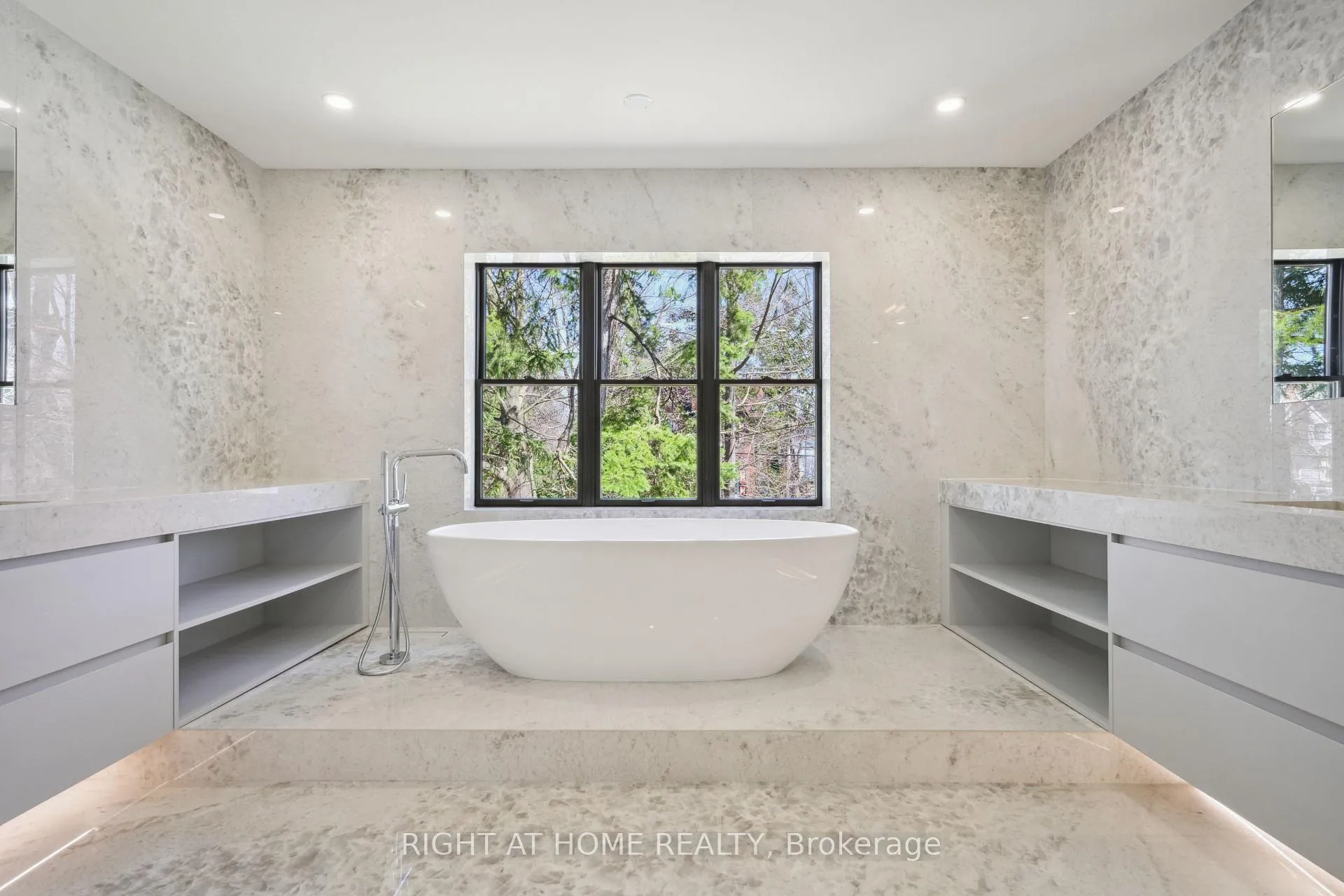 Photo 16 of 2187 Lakeshore Road, Burlington, Brant — HOMEH