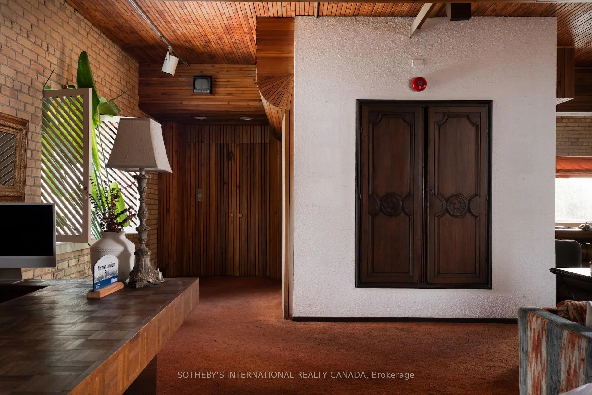 Photo 12 of 18 Gloucester Lane, Toronto, Church-Yonge Corridor — HOMEH