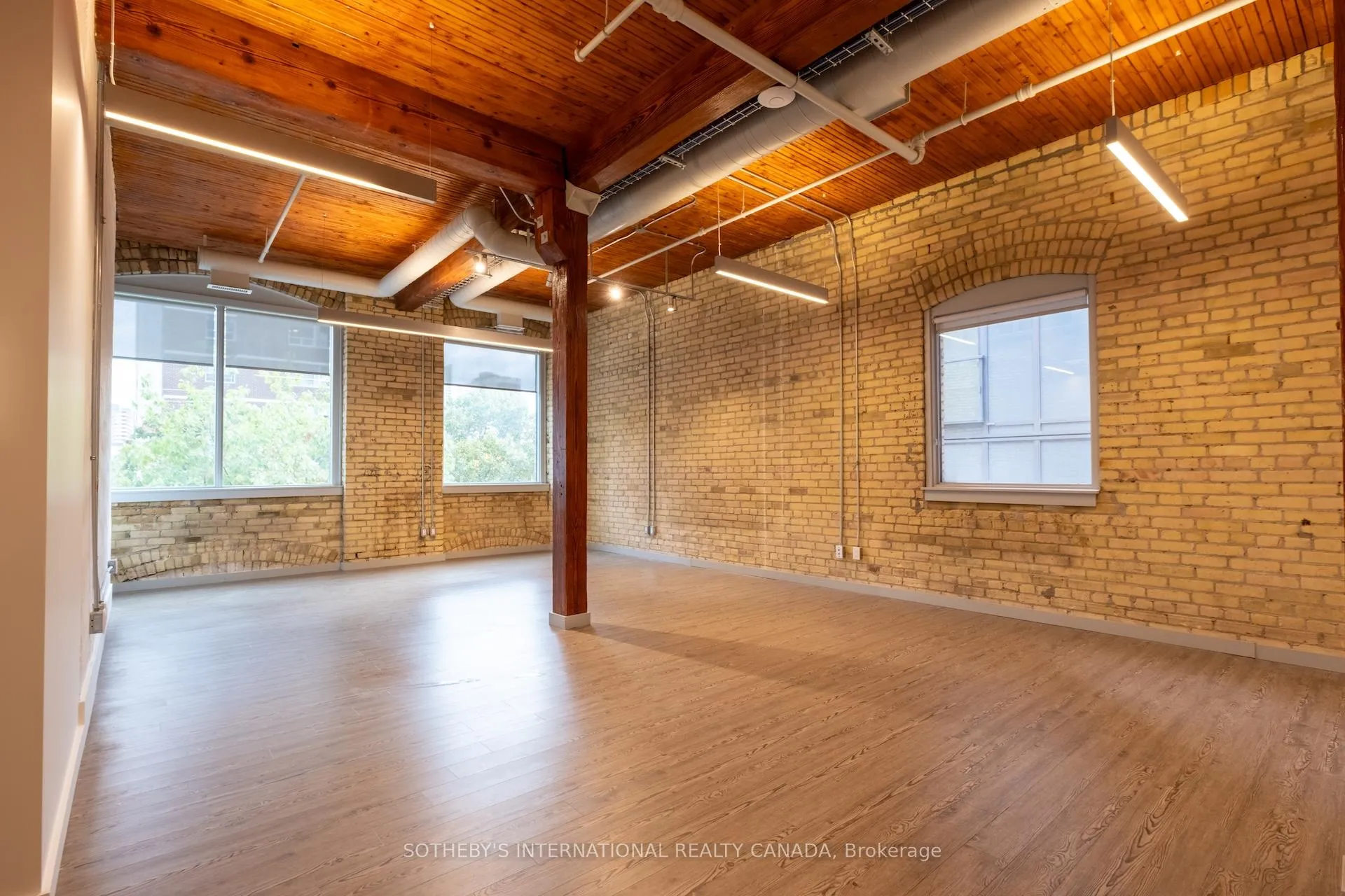 Photo 31 of 18 Gloucester Lane, Toronto, Church-Yonge Corridor — HOMEH