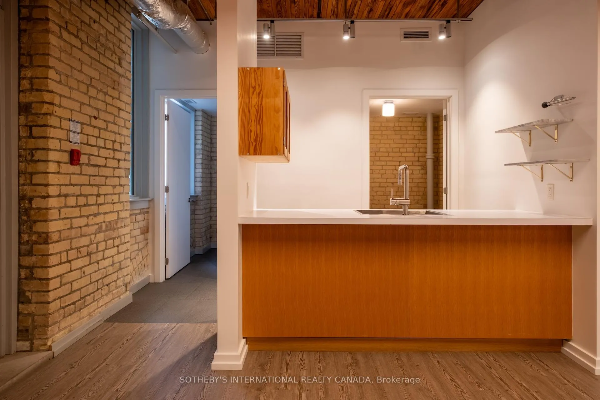 Photo 40 of 18 Gloucester Lane, Toronto, Church-Yonge Corridor — HOMEH