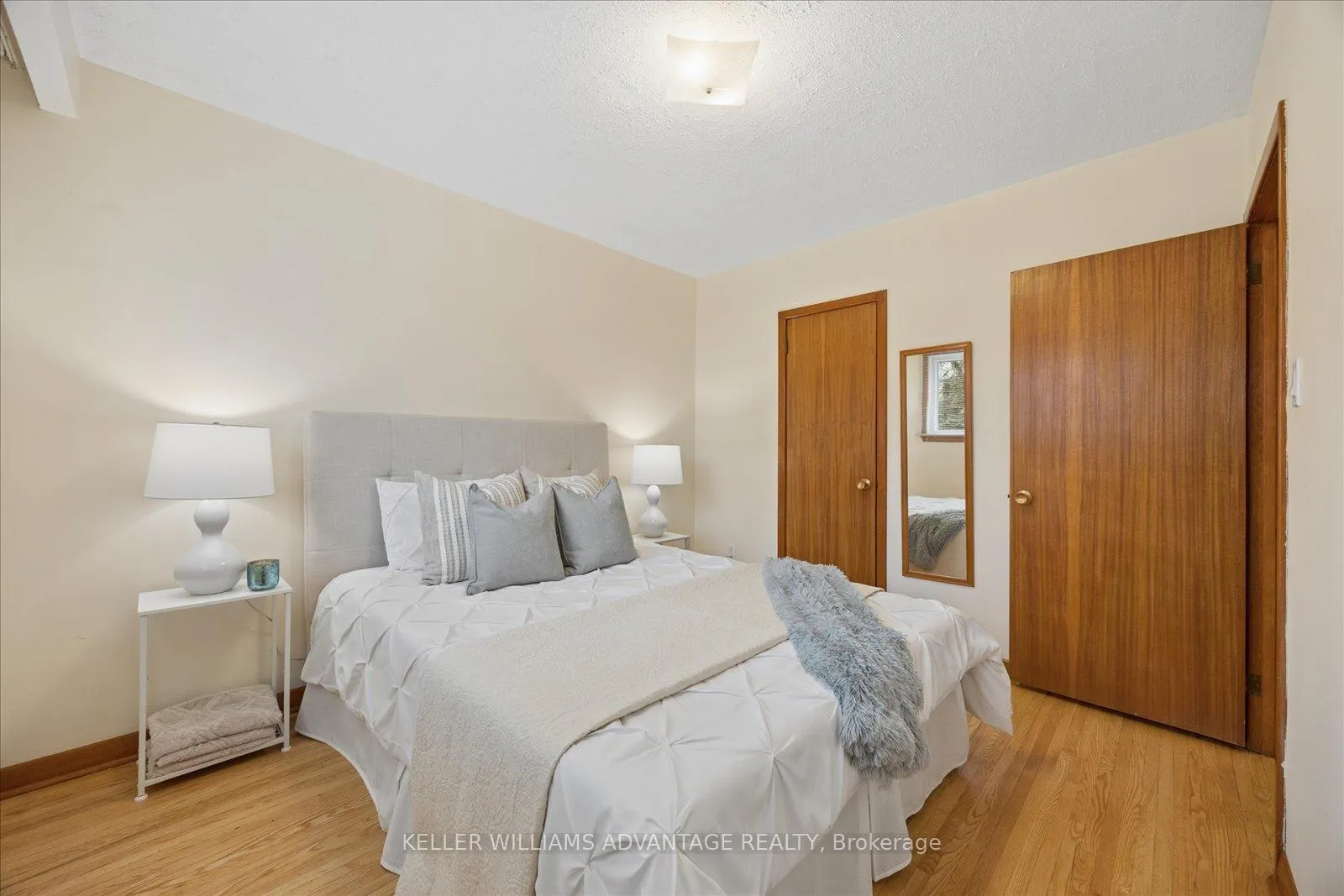 Photo 17 of 118 Silver Birch Avenue, Toronto, The Beaches — HOMEH