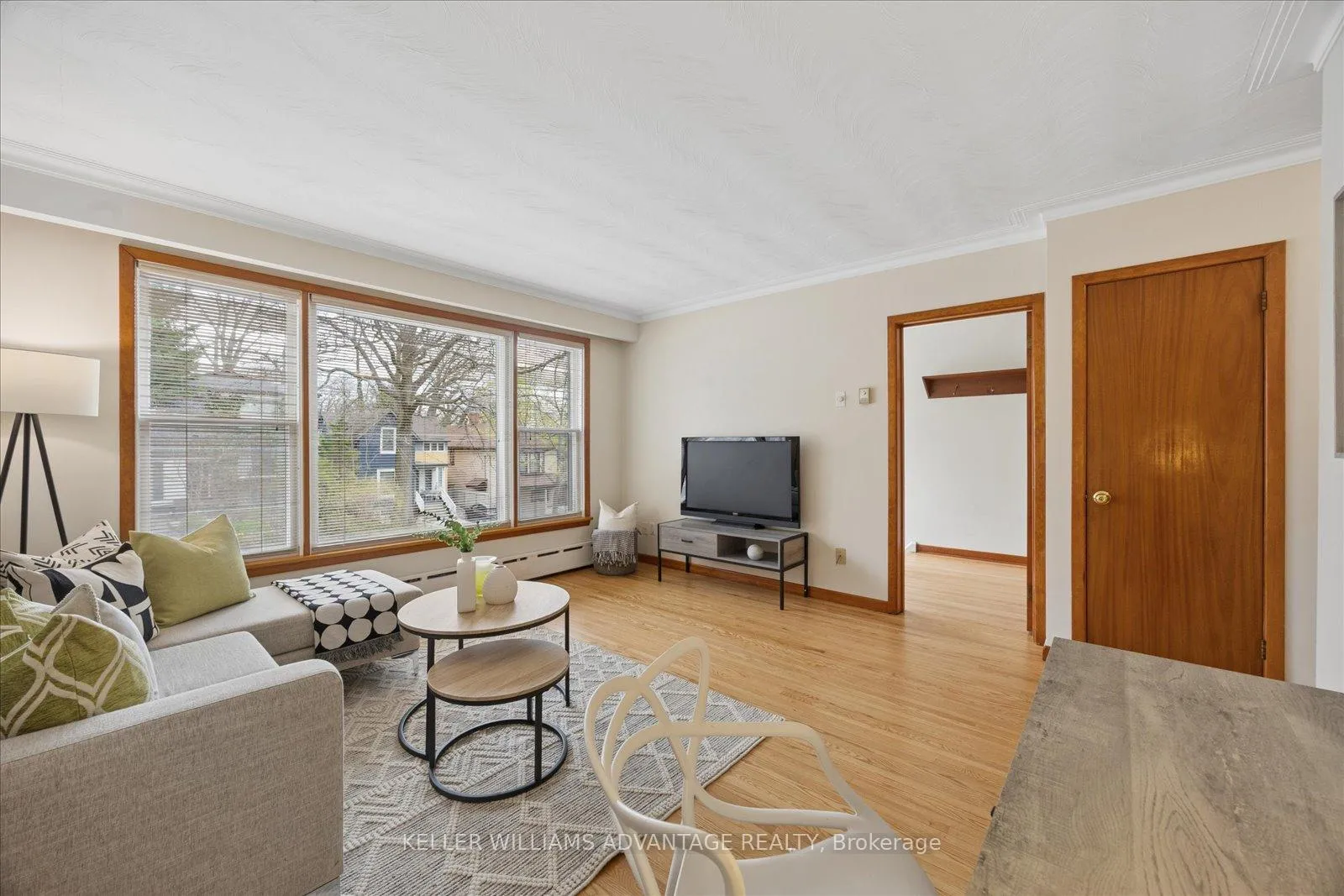 Photo 23 of 118 Silver Birch Avenue, Toronto, The Beaches — HOMEH