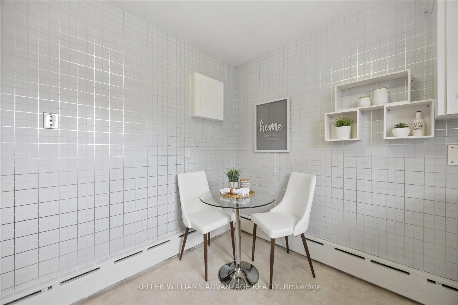 Photo 28 of 118 Silver Birch Avenue, Toronto, The Beaches — HOMEH