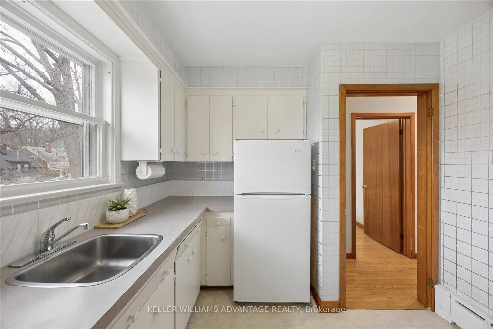 Photo 31 of 118 Silver Birch Avenue, Toronto, The Beaches — HOMEH
