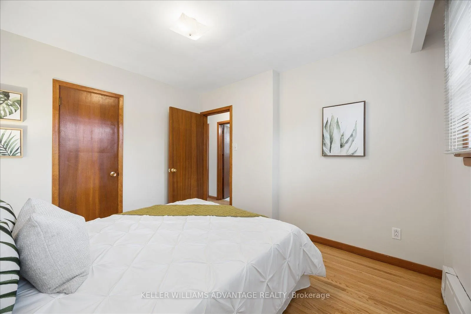 Photo 34 of 118 Silver Birch Avenue, Toronto, The Beaches — HOMEH