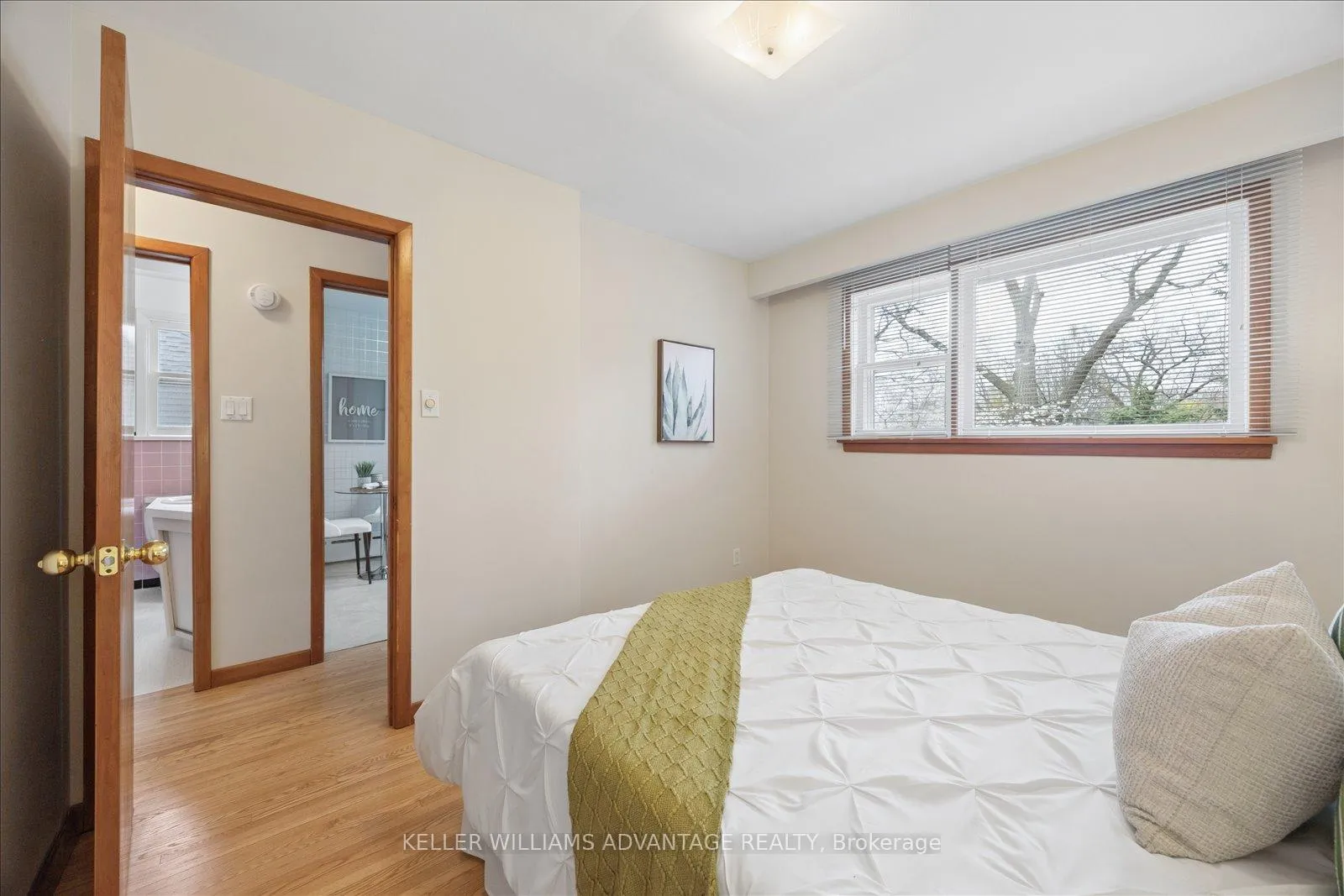 Photo 35 of 118 Silver Birch Avenue, Toronto, The Beaches — HOMEH