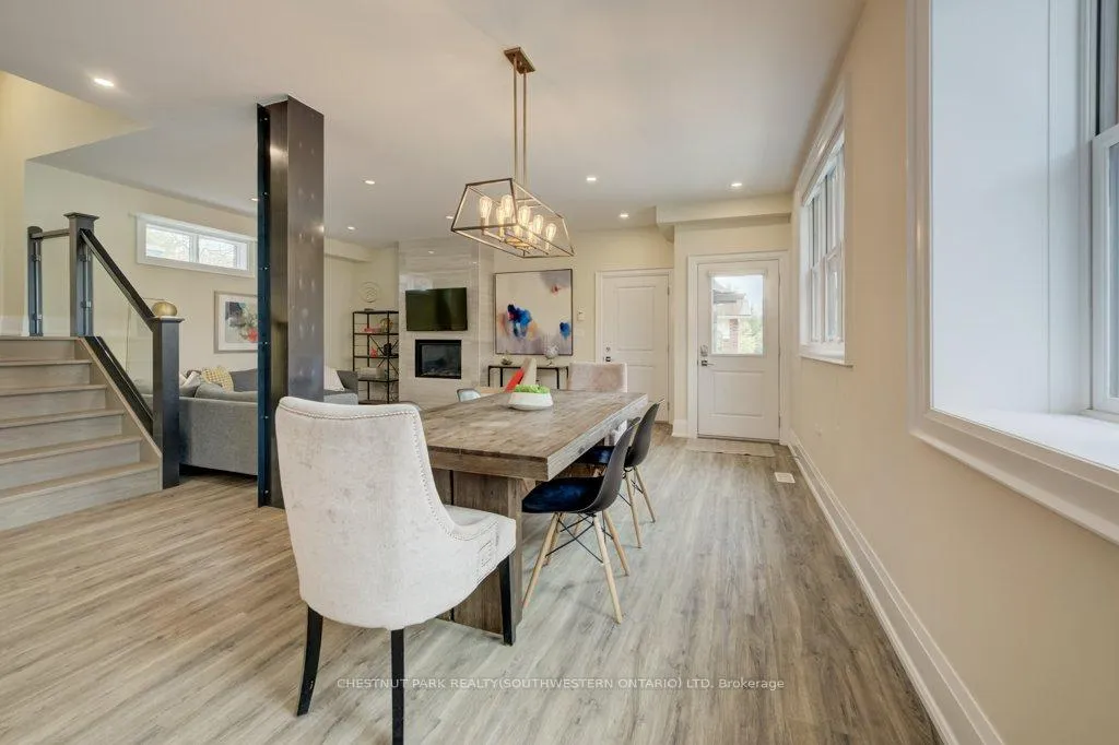 Photo 10 of 91 Albert Street, Waterloo — HOMEH