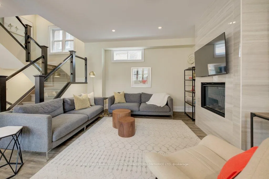 Photo 12 of 91 Albert Street, Waterloo — HOMEH