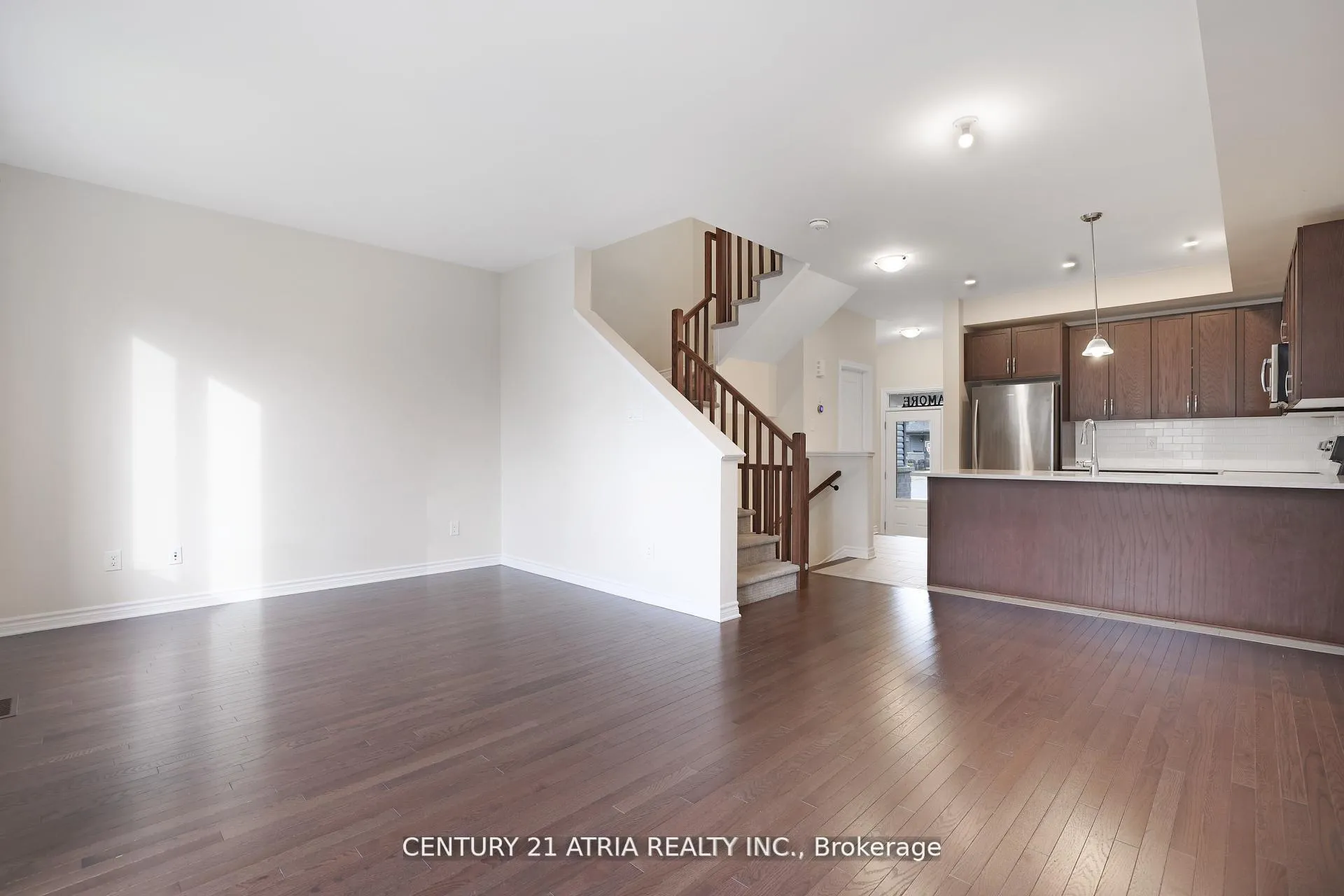 Photo 15 of 14 Rookie Crescent, Ottawa, Kanata - Emerald Meadows/Trailwest — HOMEH
