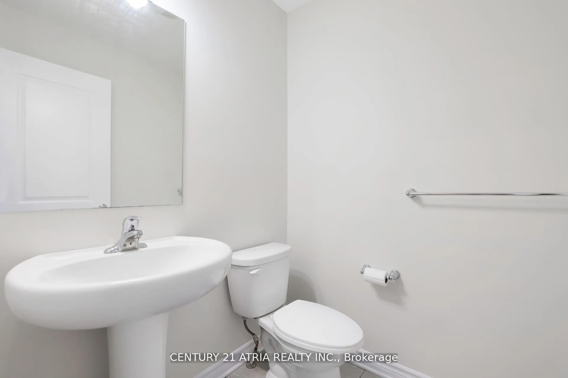 Photo 17 of 14 Rookie Crescent, Ottawa, Kanata - Emerald Meadows/Trailwest — HOMEH