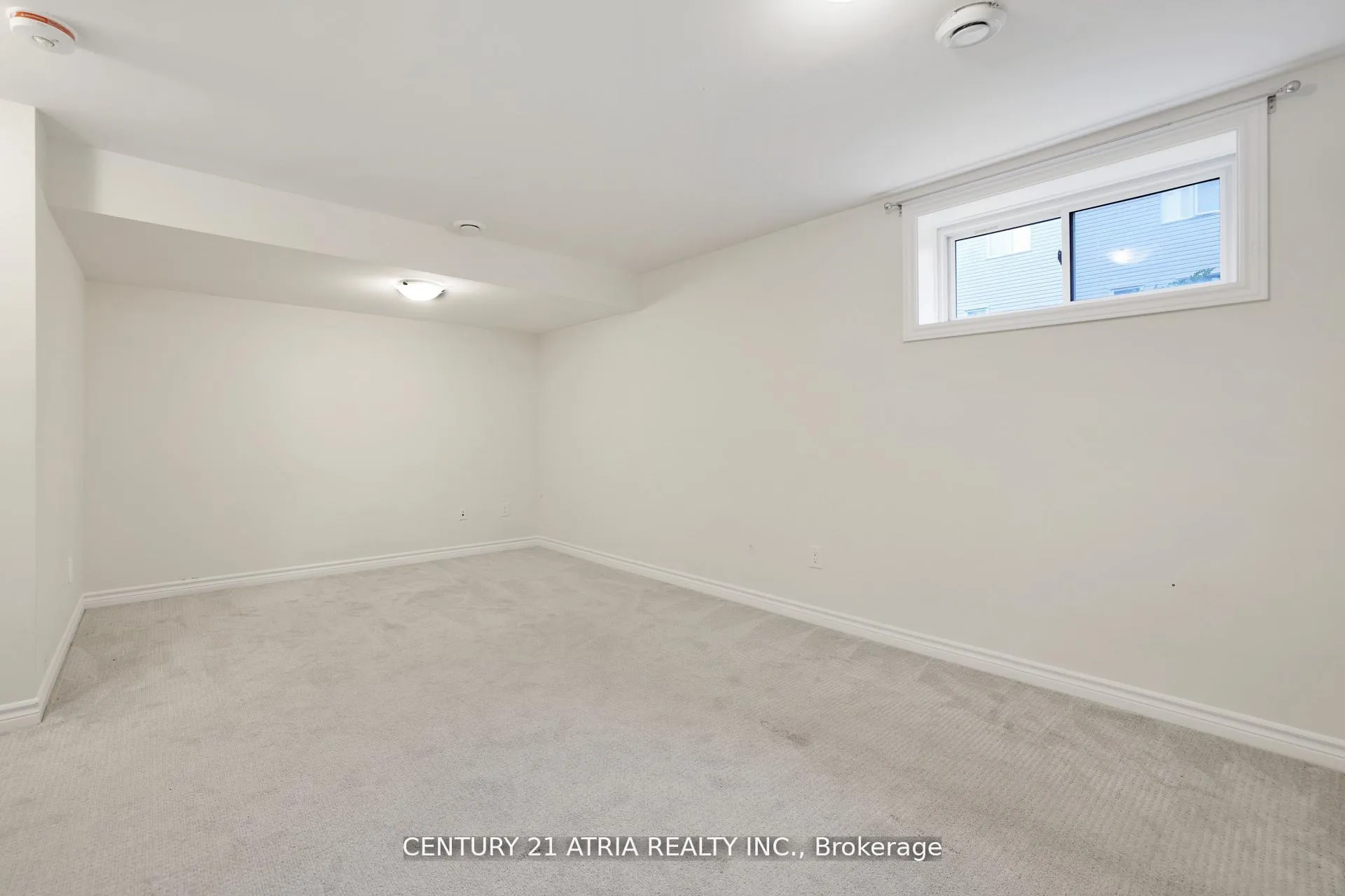 Photo 19 of 14 Rookie Crescent, Ottawa, Kanata - Emerald Meadows/Trailwest — HOMEH