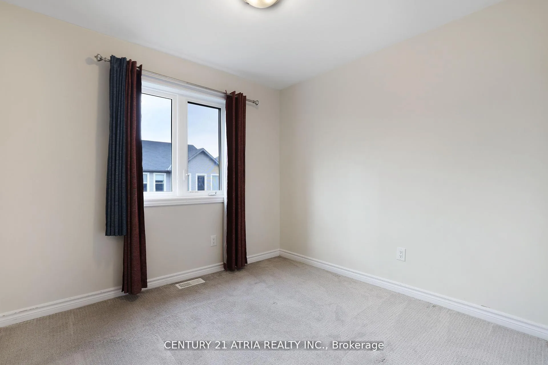 Photo 23 of 14 Rookie Crescent, Ottawa, Kanata - Emerald Meadows/Trailwest — HOMEH
