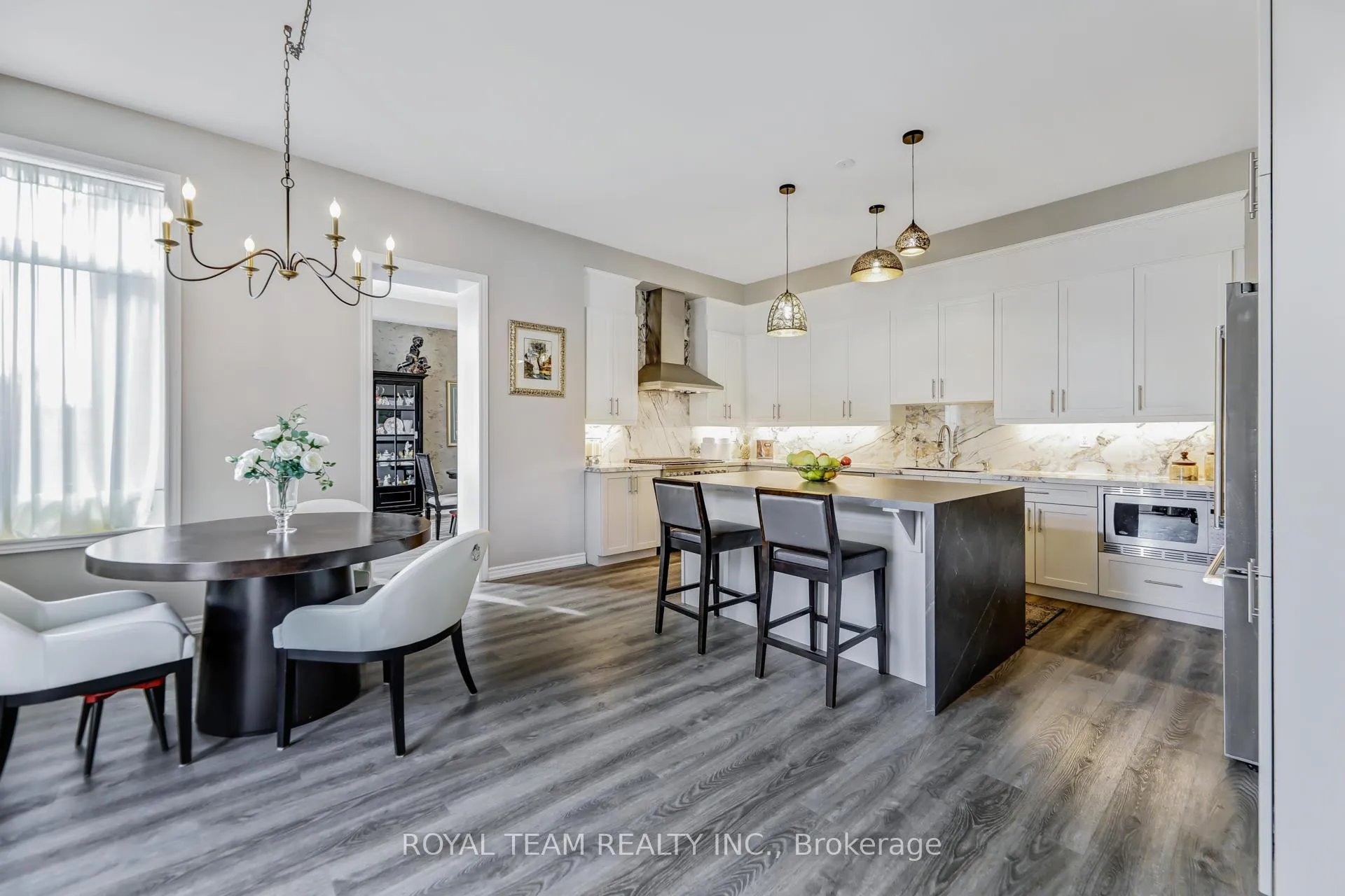 Photo 6 of 25 Thompson Way, Springwater, Centre Vespra — HOMEH