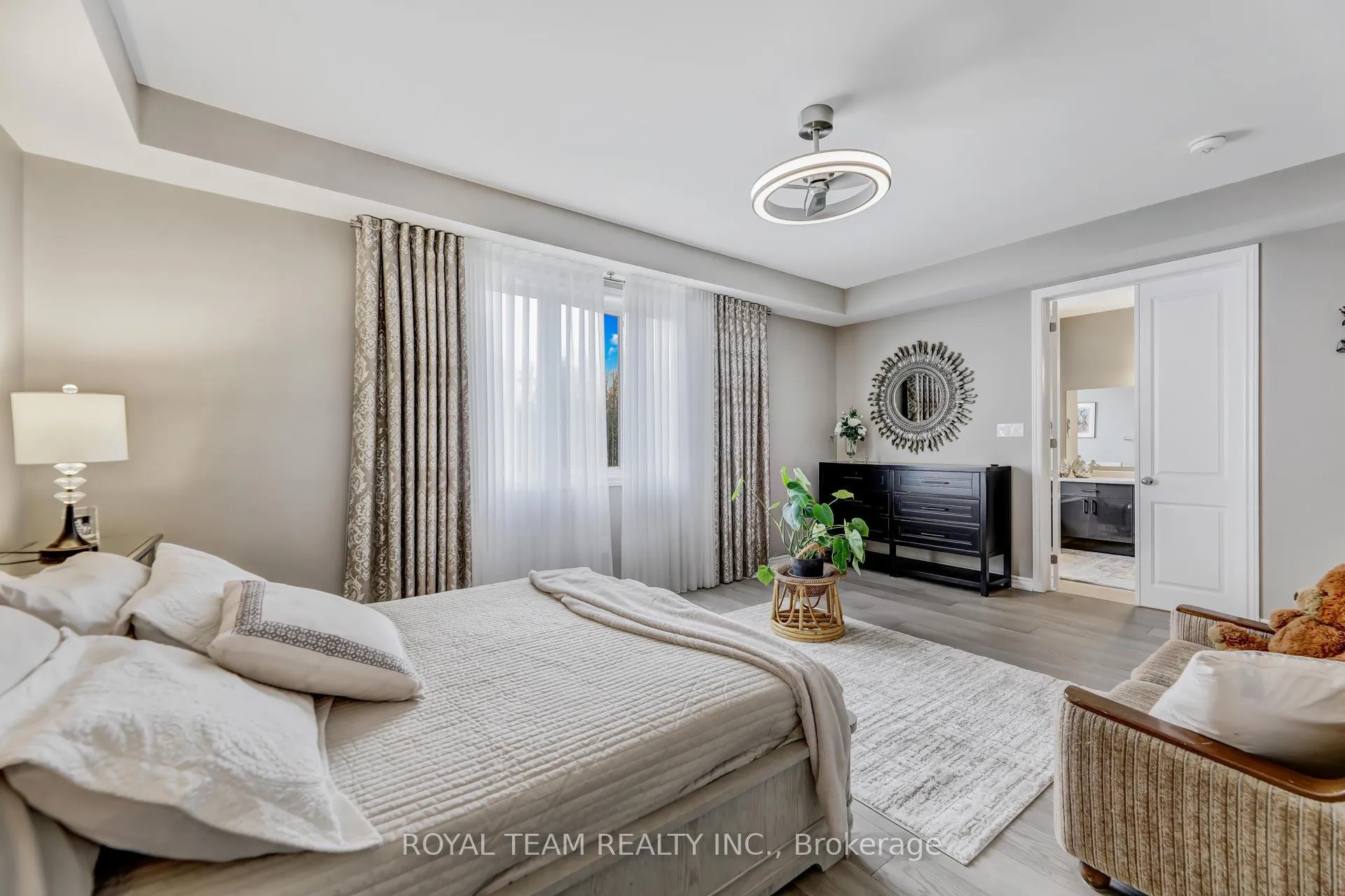 Photo 23 of 25 Thompson Way, Springwater, Centre Vespra — HOMEH