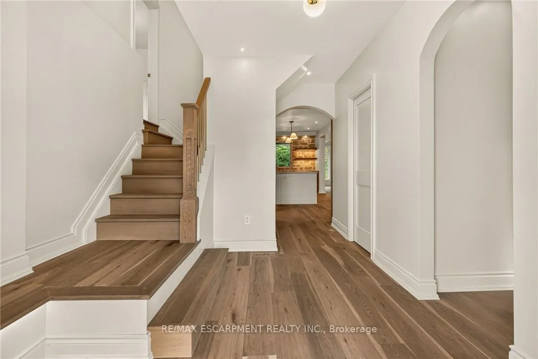 Photo 4 of 393 Hess Street S, Hamilton, Durand — HOMEH