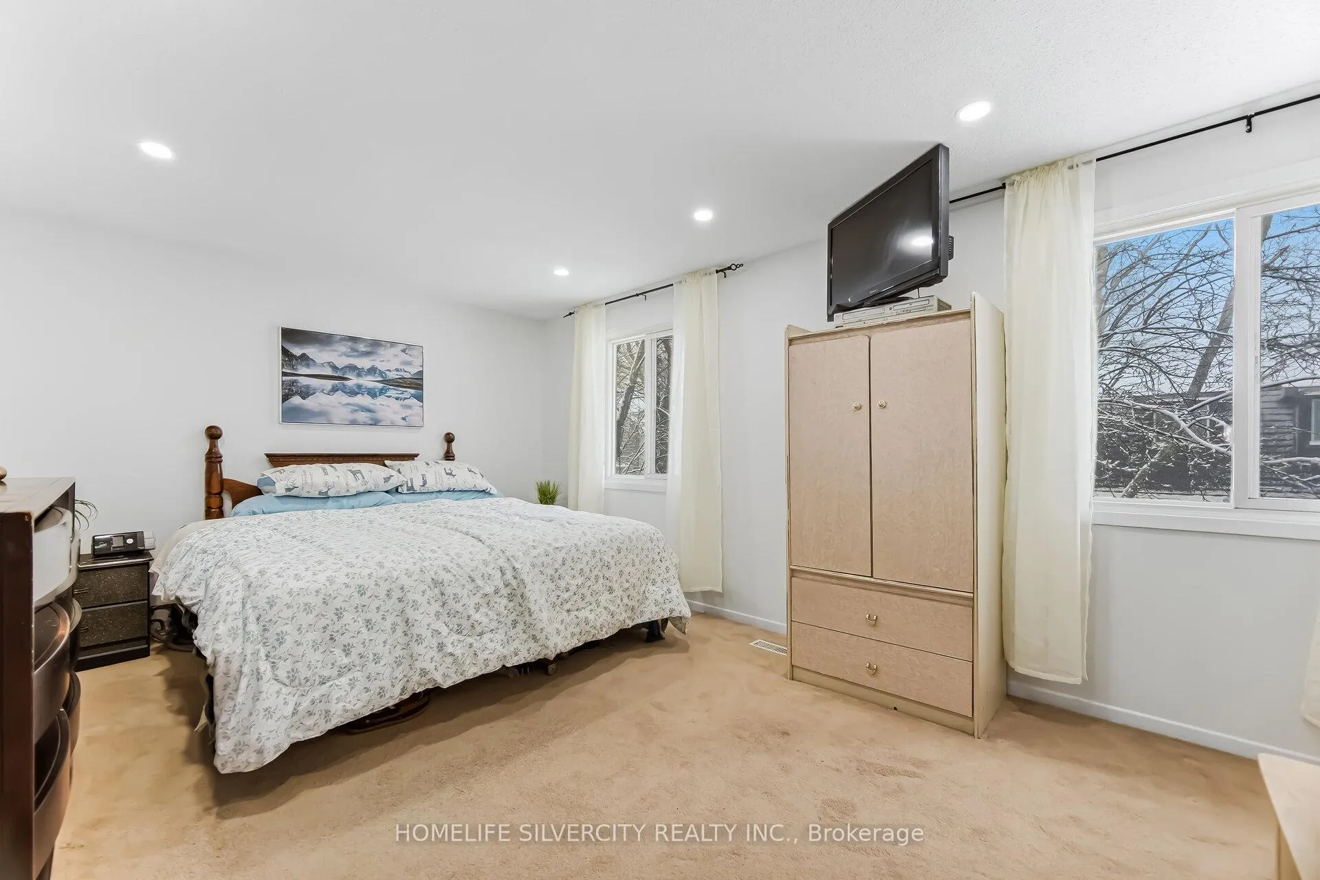 Photo 17 of Unit 100, 45 Hansen Road, Brampton, Madoc — HOMEH