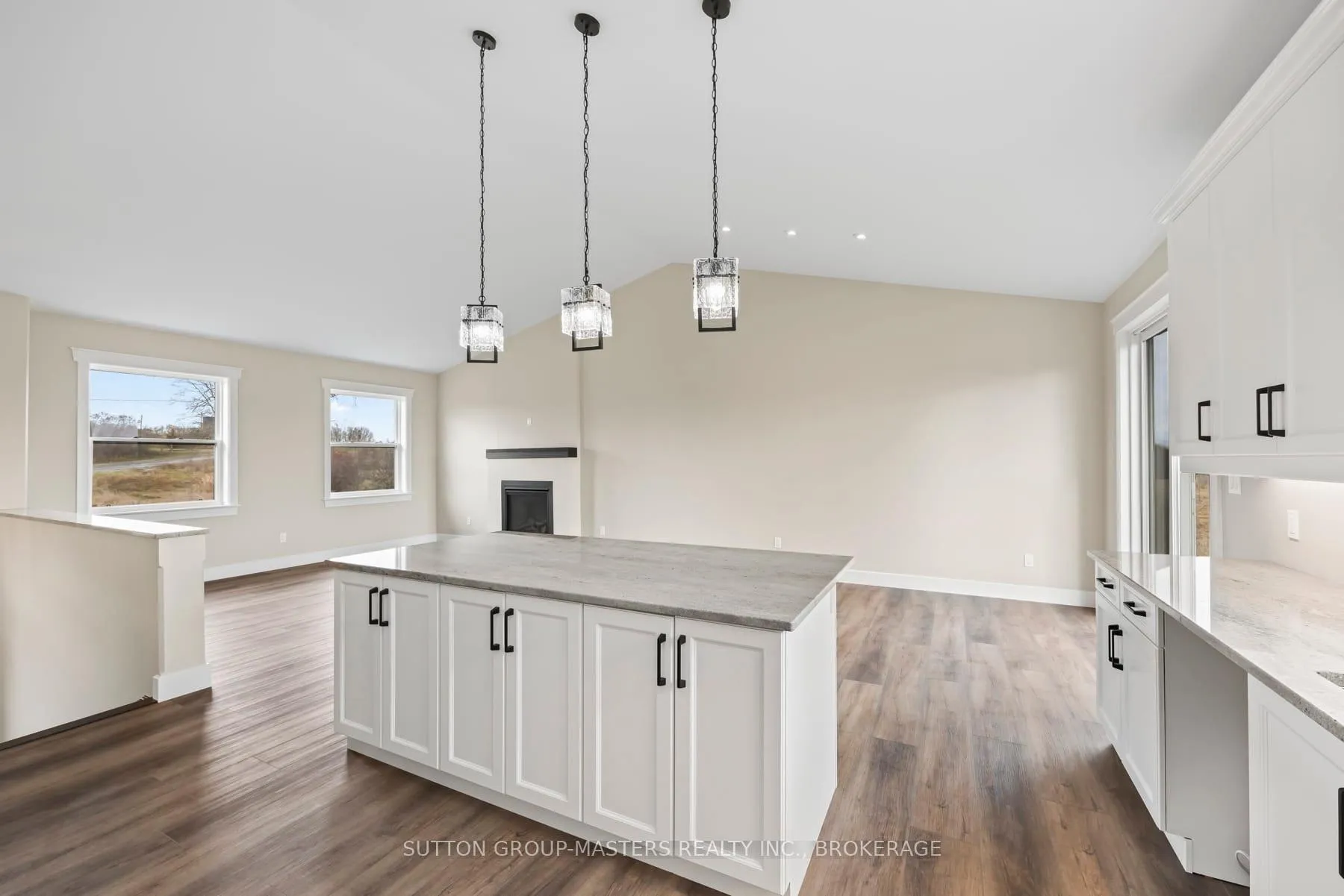 Photo 12 of 3893 Round Lake Road W, Frontenac, Frontenac South — HOMEH