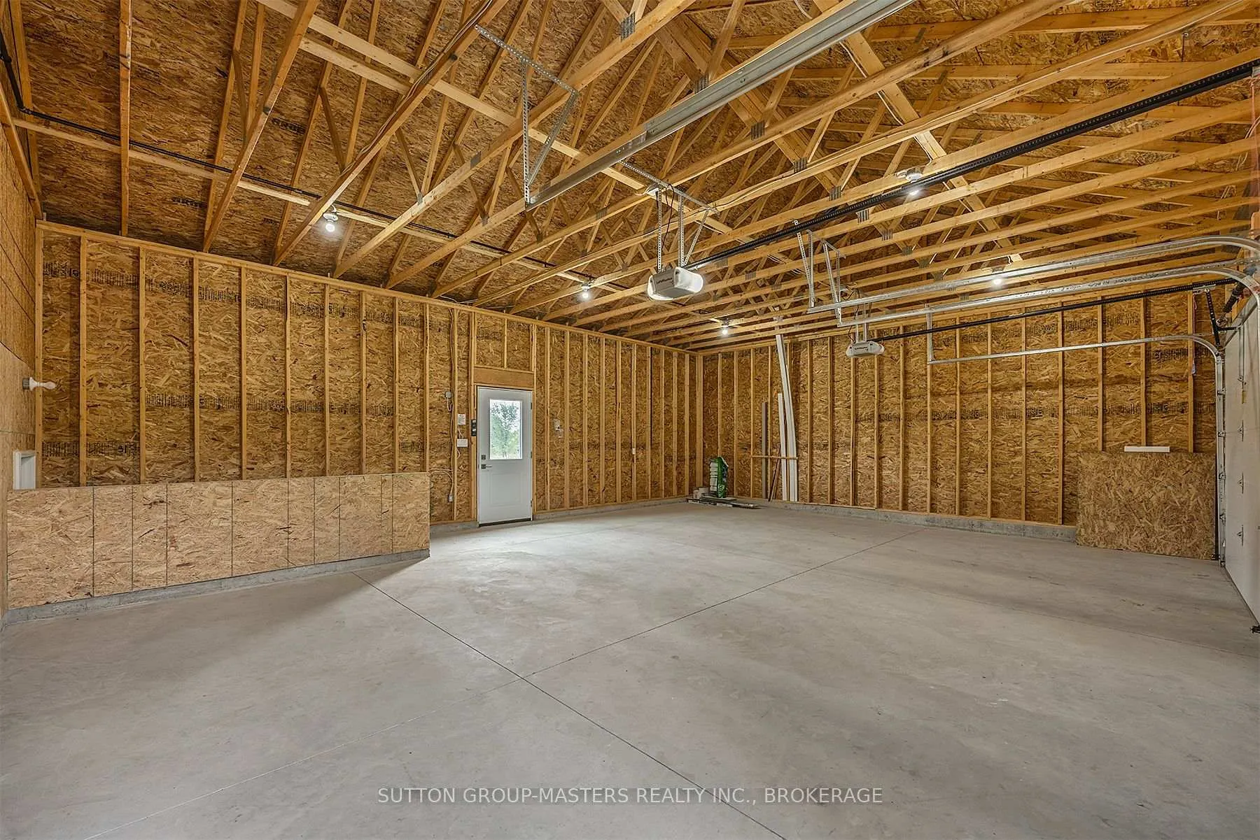 Photo 29 of 3893 Round Lake Road W, Frontenac, Frontenac South — HOMEH