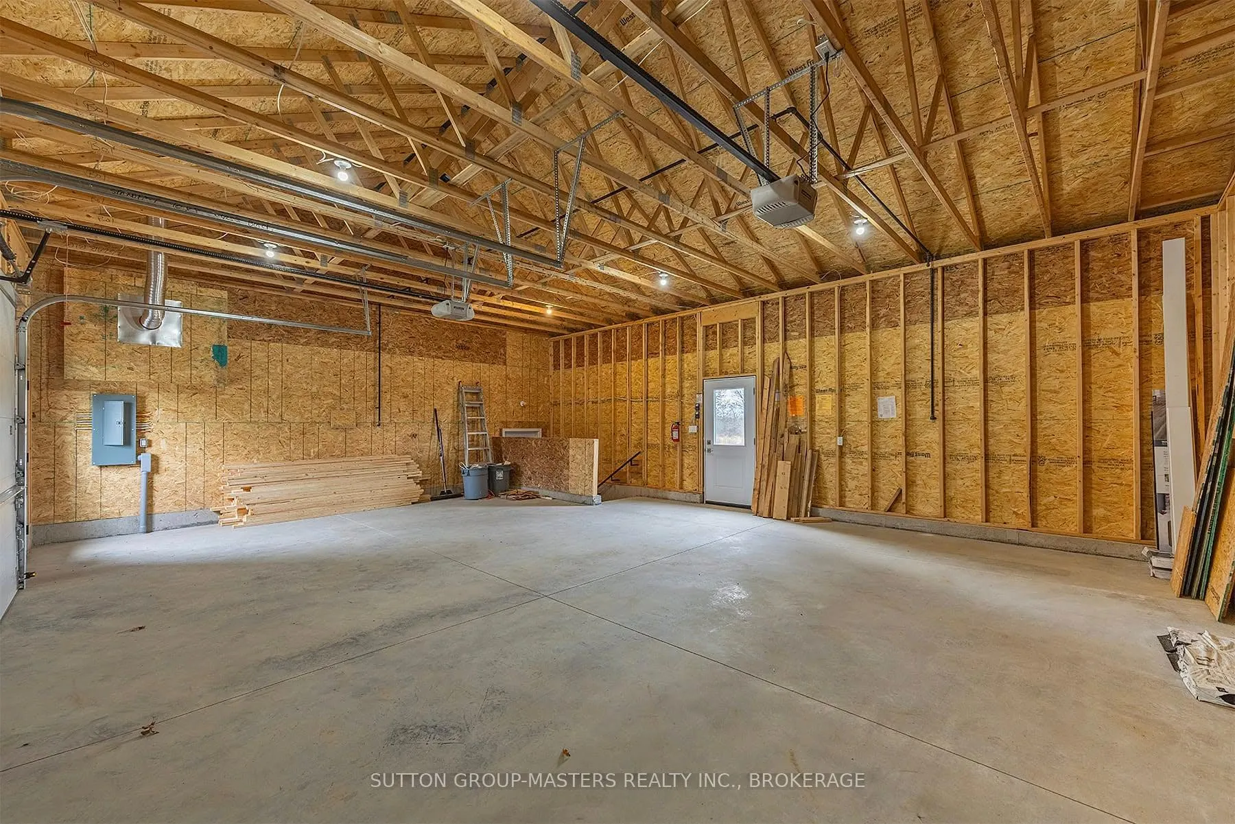 Photo 30 of 3893 Round Lake Road W, Frontenac, Frontenac South — HOMEH